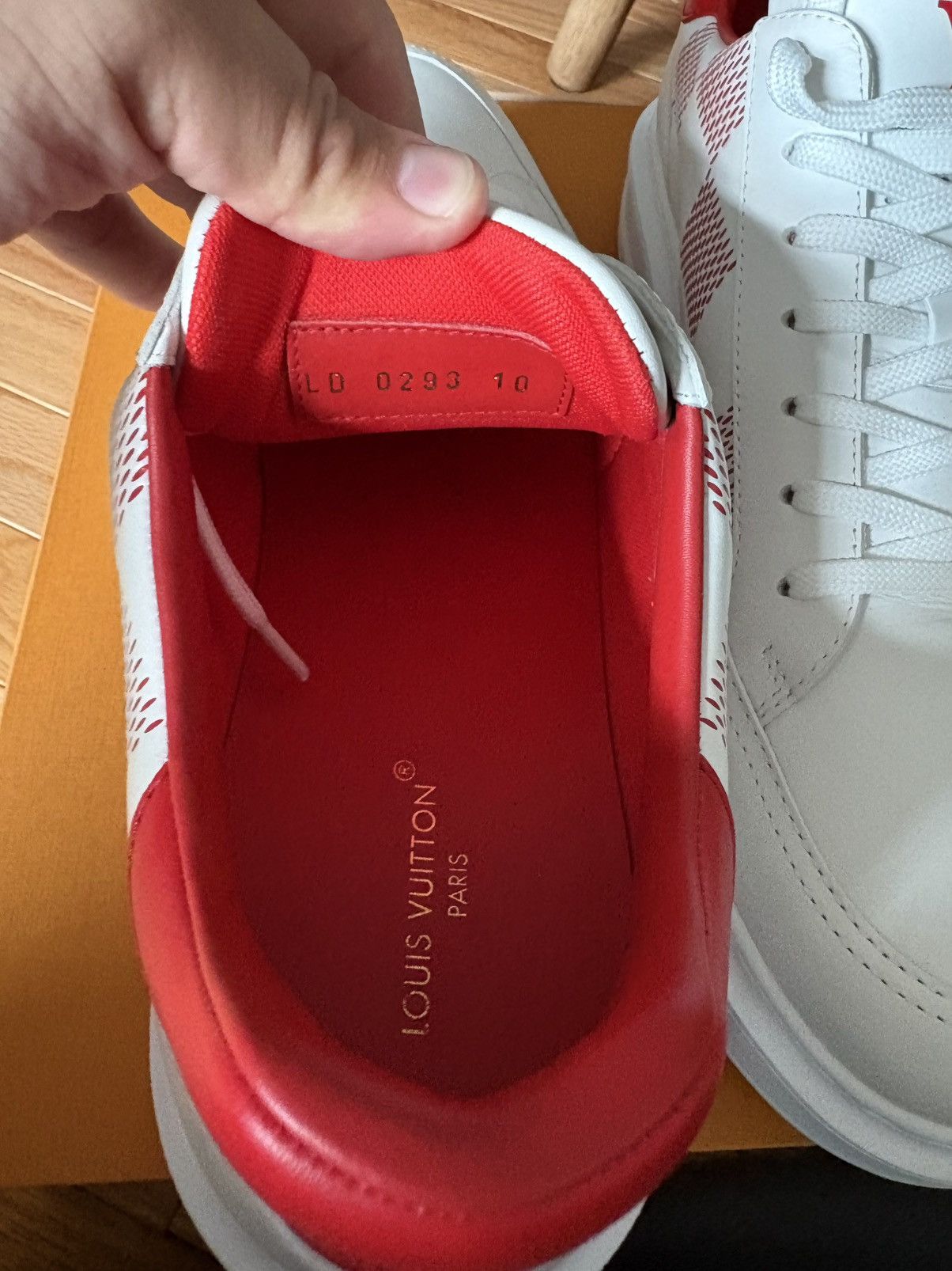 Louis Vuitton STEAL! Louis Vuitton Beverly Hills Sneaker Size 10 Size US 10 / EU 43 - 6 Thumbnail