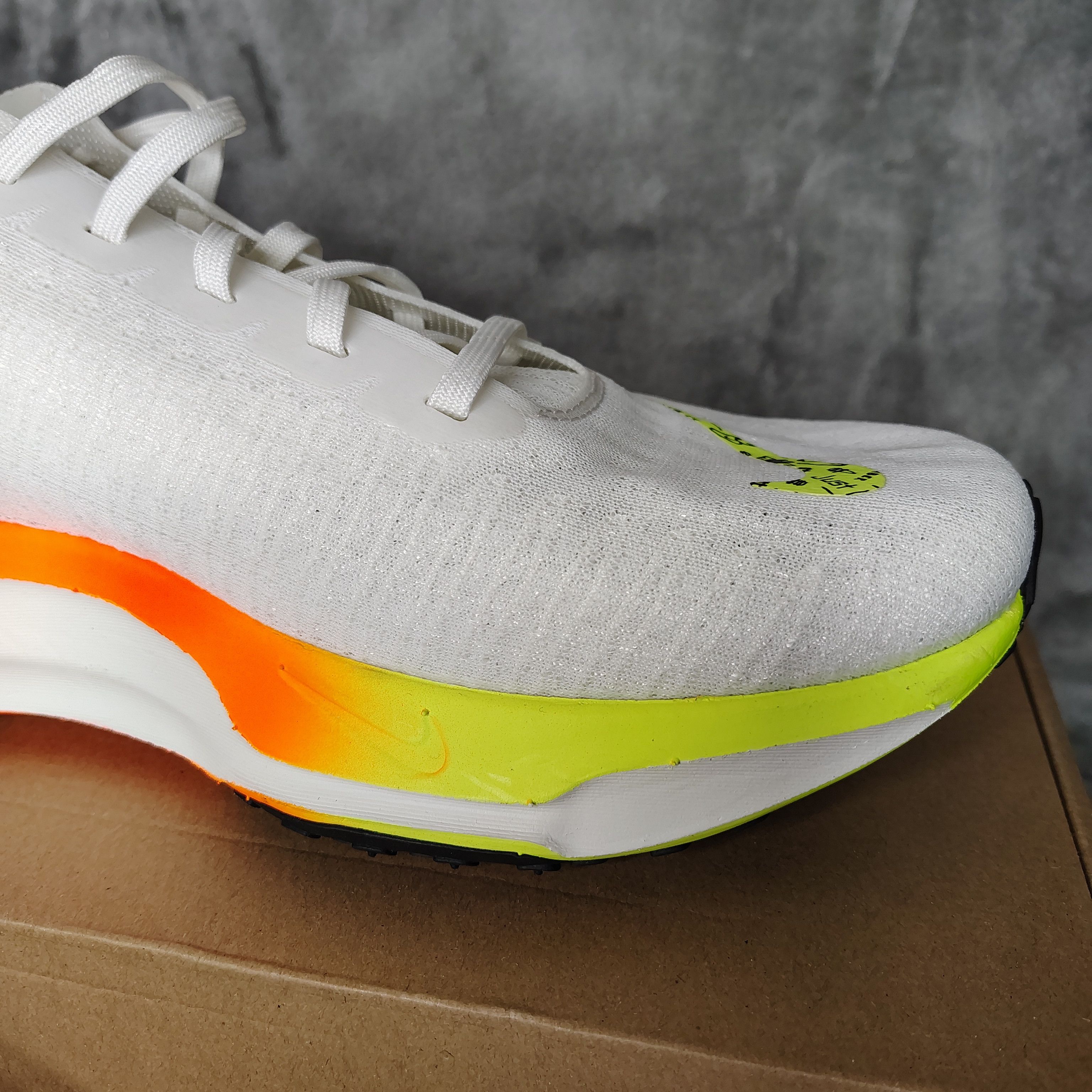 Nike Nike Zoomx Invincible Run FK 3 HF4915-100 Elite Mens Size 13 Size US 13 / EU 46 - 6 Thumbnail