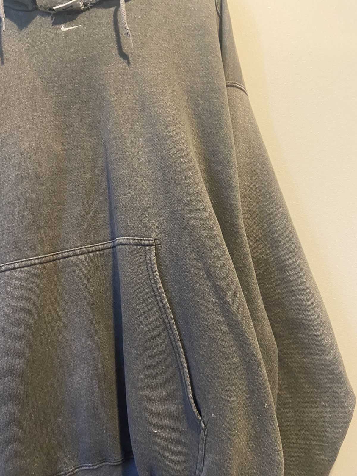 Vintage Vintage THRASHED Nike Center Swoosh Charcoal Grey Size US L / EU 52-54 / 3 - 7 Thumbnail