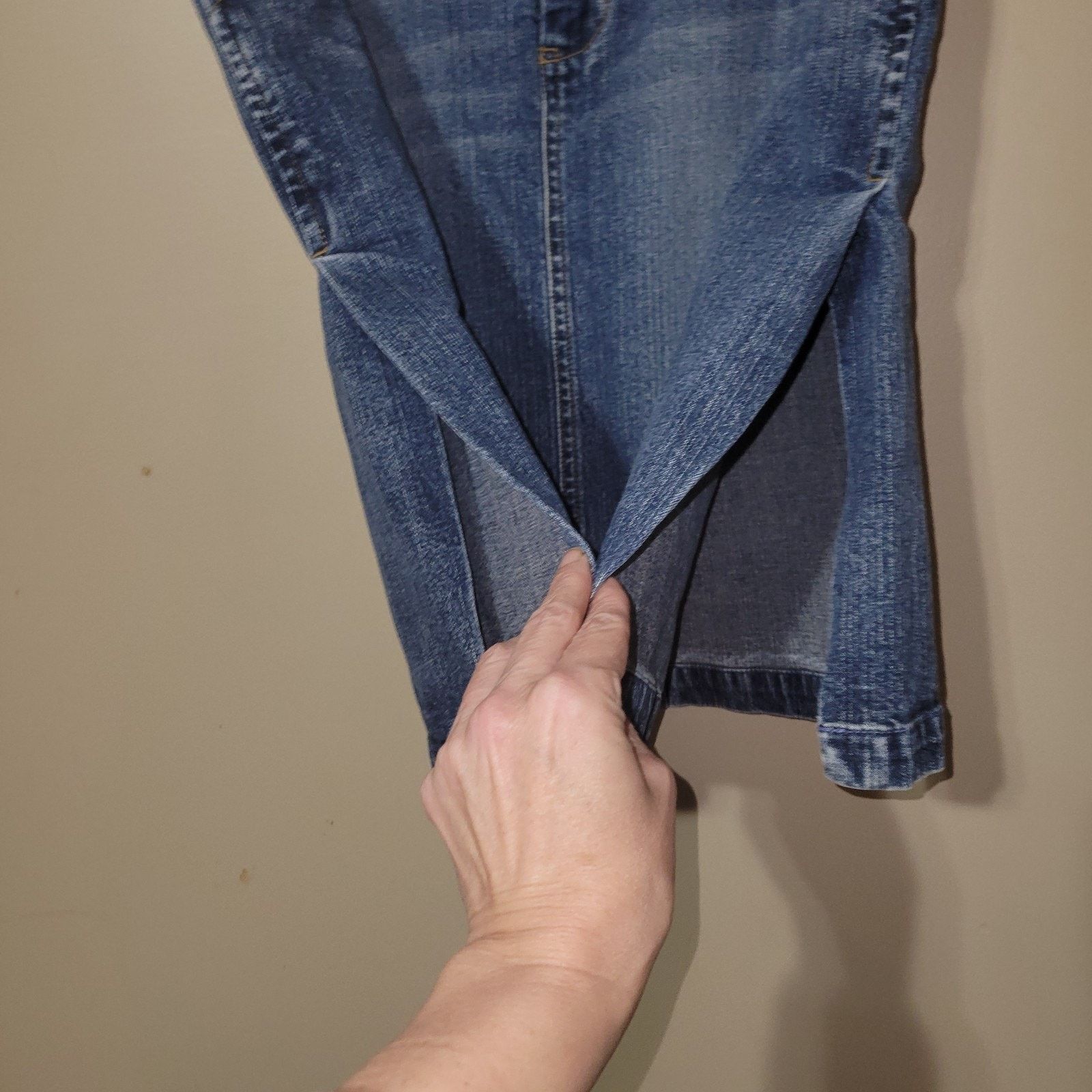 American Eagle Outfitters American Eagle Jean Skirt Size 10 Pockets Side Slits Size 32" / US 10 / IT 46 - 8 Thumbnail