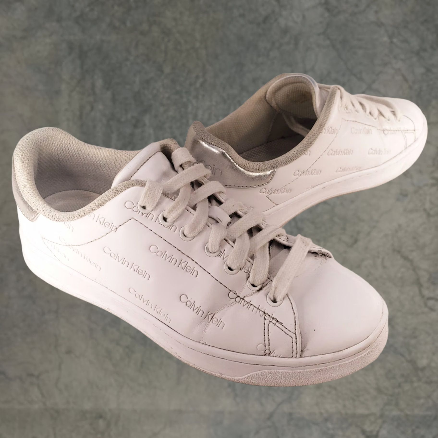 Calvin Klein Calvin Klein White Leather Sneakers Women 7.5 CK Spellout All Over Pattern Shoes Sneaker Wearable Casual Activewear Workwear Mens Womens Girls Boys Size US 8 / IT 38 - 1 Thumbnail