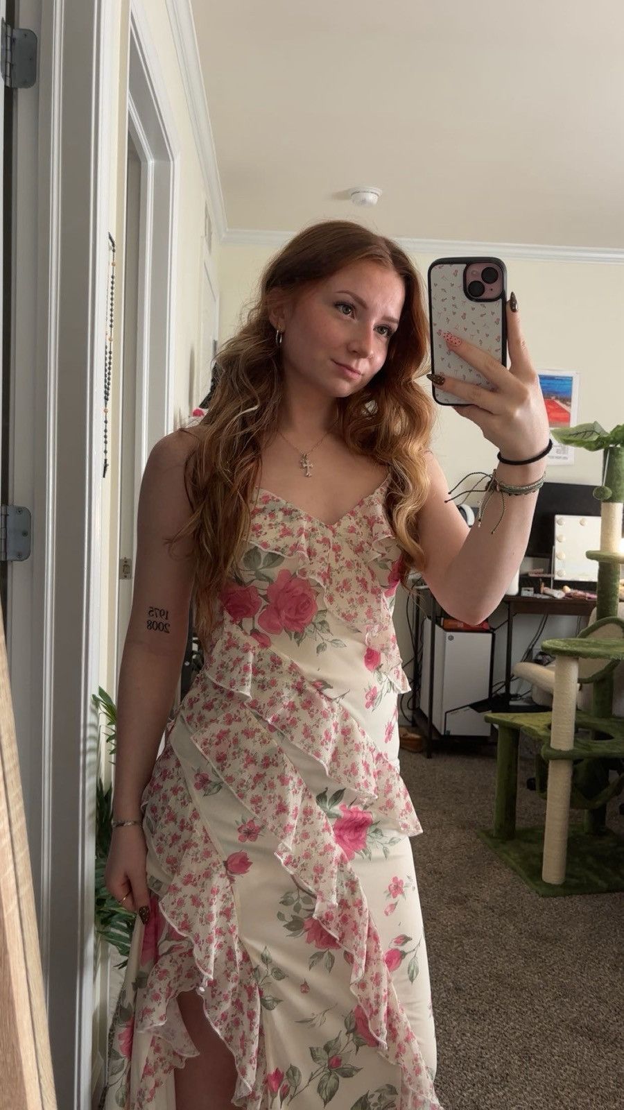 Other Pink and cream floral maxi dress with ruffles Size S / US 4 / IT 40 - 2 Thumbnail
