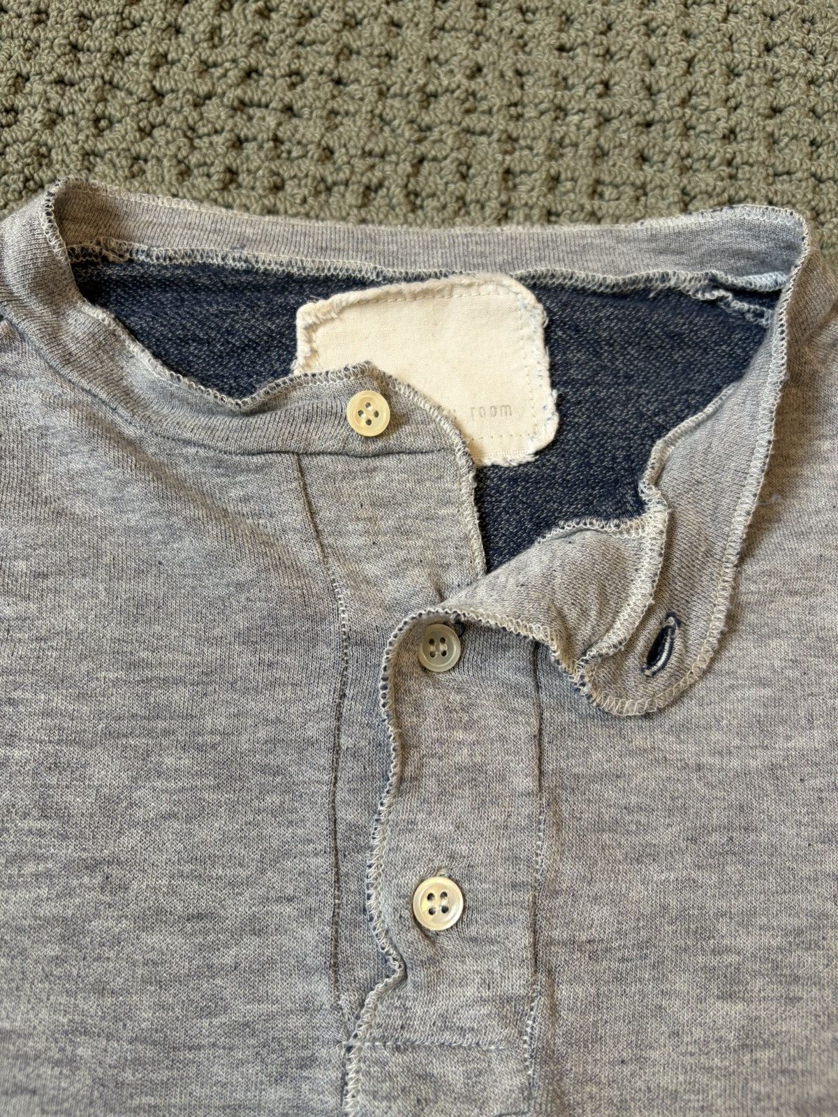 V::Room Luxury made in Japan. Soft as butter henley Size US M / EU 48-50 / 2 - 1 Thumbnail