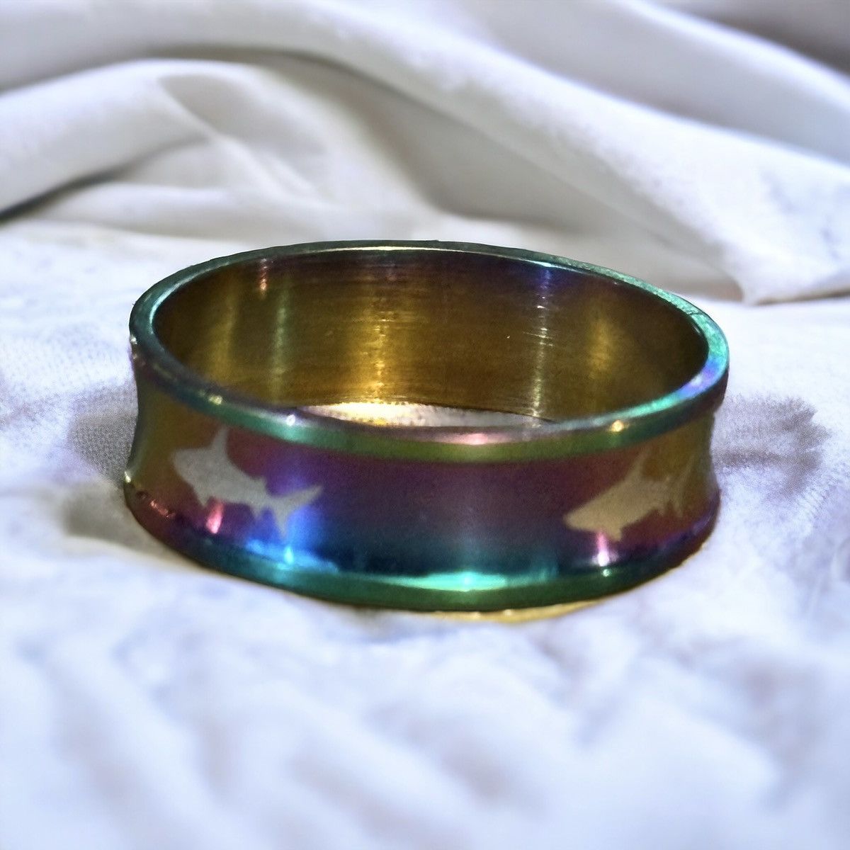Other Men’s iridescent rainbow shark ring Size ONE SIZE - 1 Thumbnail