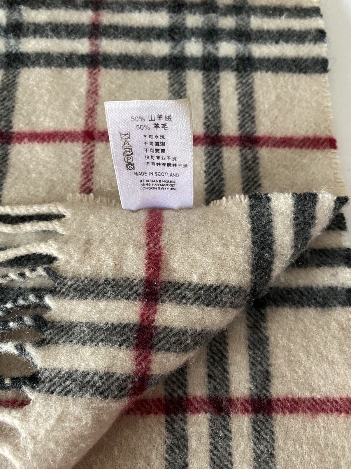 Burberry Burberry Wool/Cashmere Checked Beige Scarf Size ONE SIZE - 8 Thumbnail