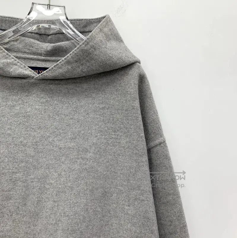 Louis Vuitton Louis Vuitton Gray Wool Men's Hoodie . Size US L / EU 52-54 / 3 - 3 Thumbnail