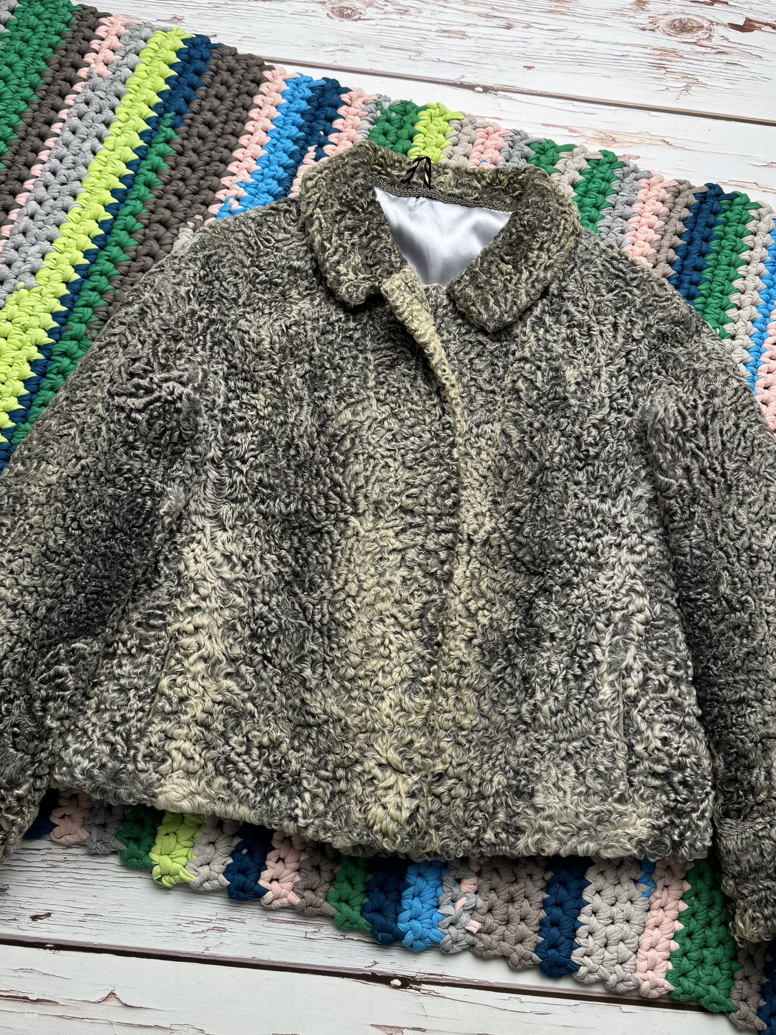 Vintage Vintage Gray Curly Shearling Crop Coat Y2K Outerwear Size L / US 10 / IT 46 - 6 Thumbnail