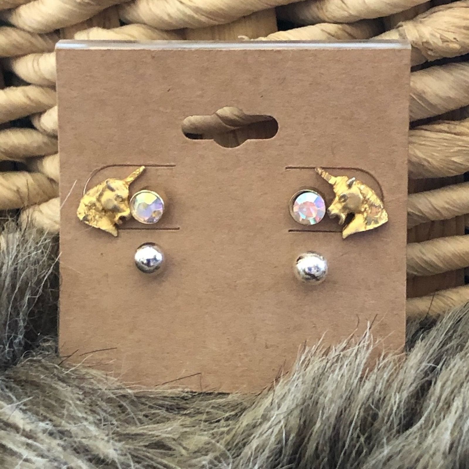 Vintage Vintage lot of three pairs stud post earrings Size ONE SIZE - 1 Thumbnail
