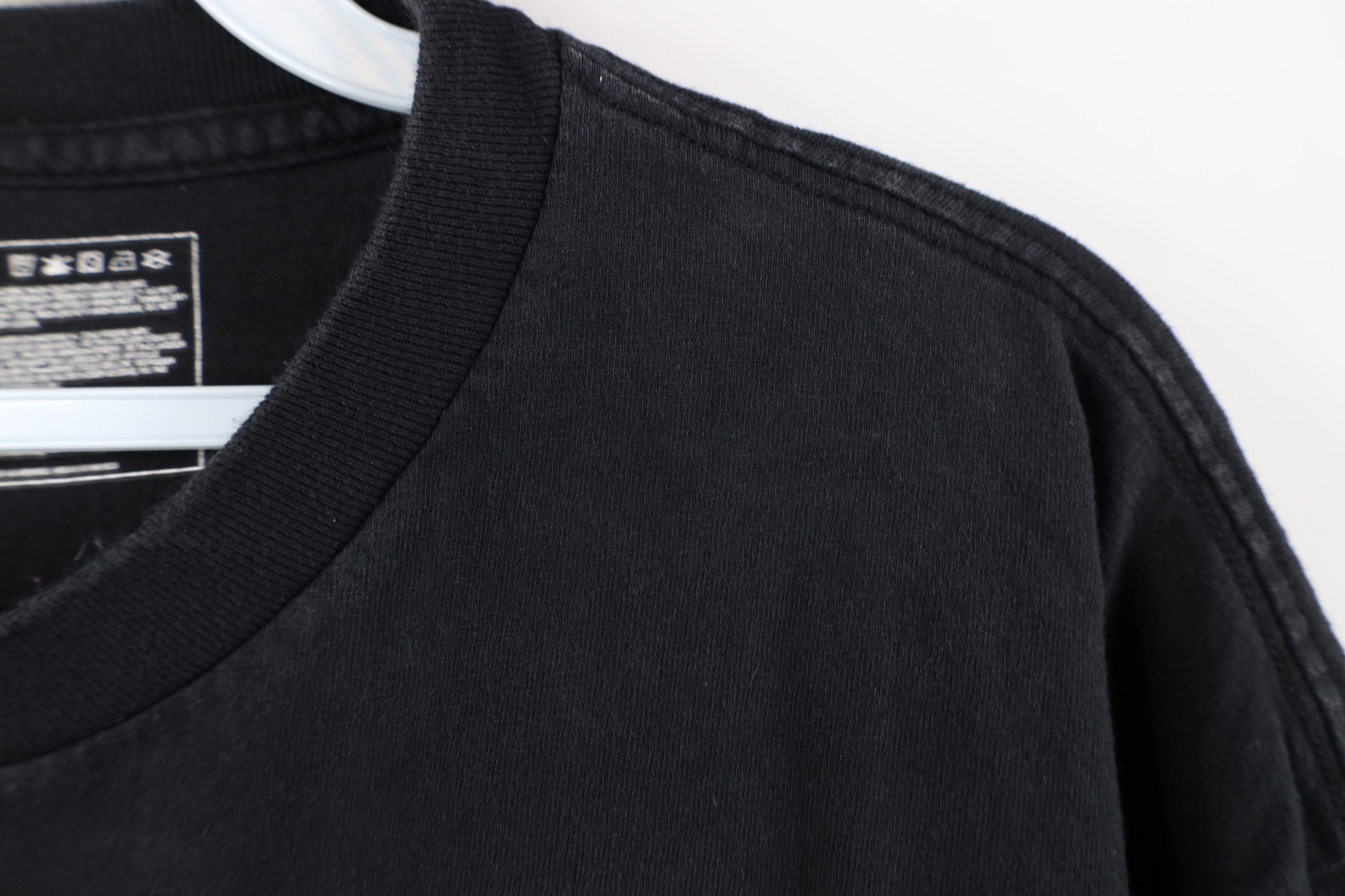 Nike Vintage Y2K Nike Block Letter Short Sleeve T-Shirt Black Size US XL / EU 56 / 4 - 6 Thumbnail