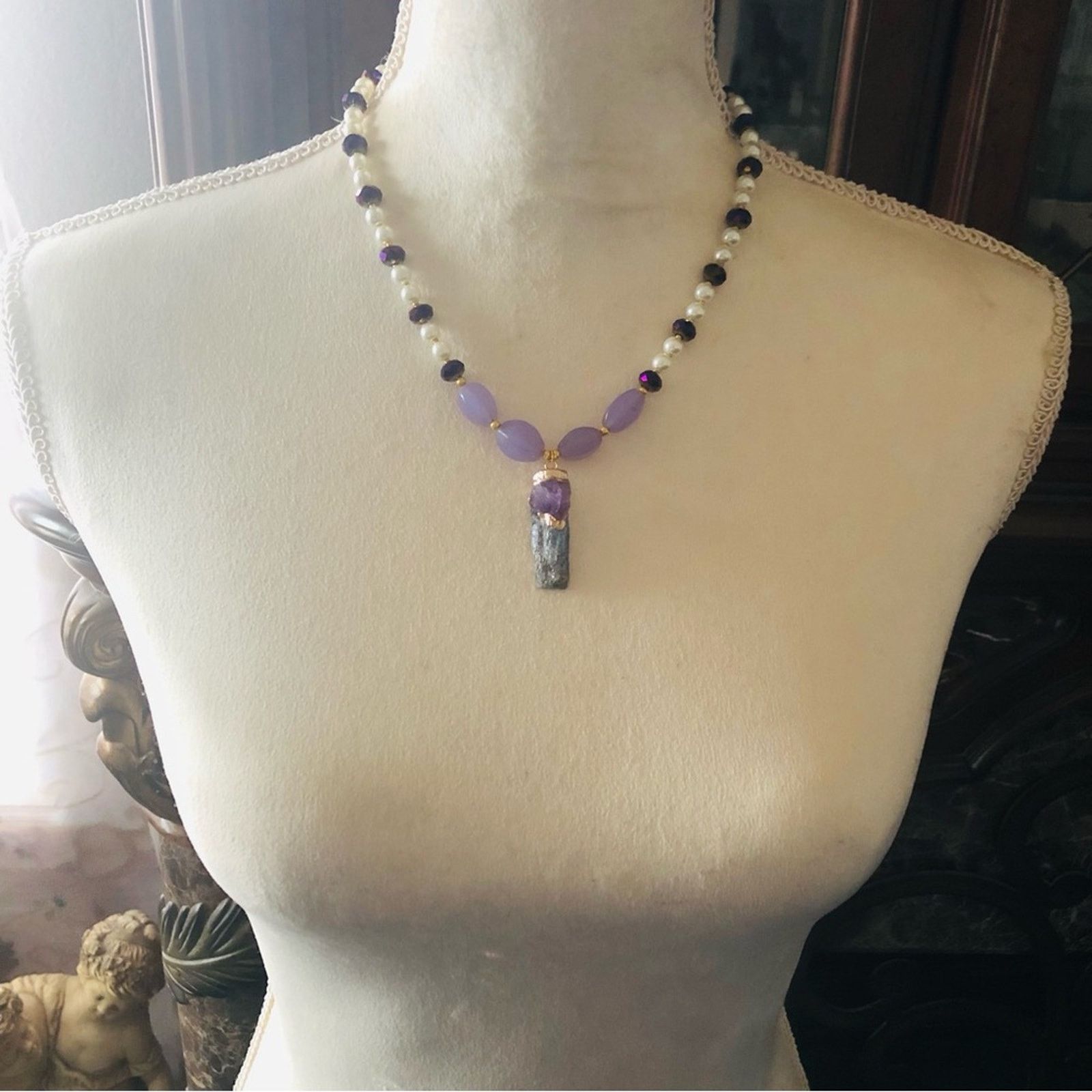 Handmade Handcrafted repurpose kyanite and amethyst Pearl necklace Size ONE SIZE - 6 Thumbnail