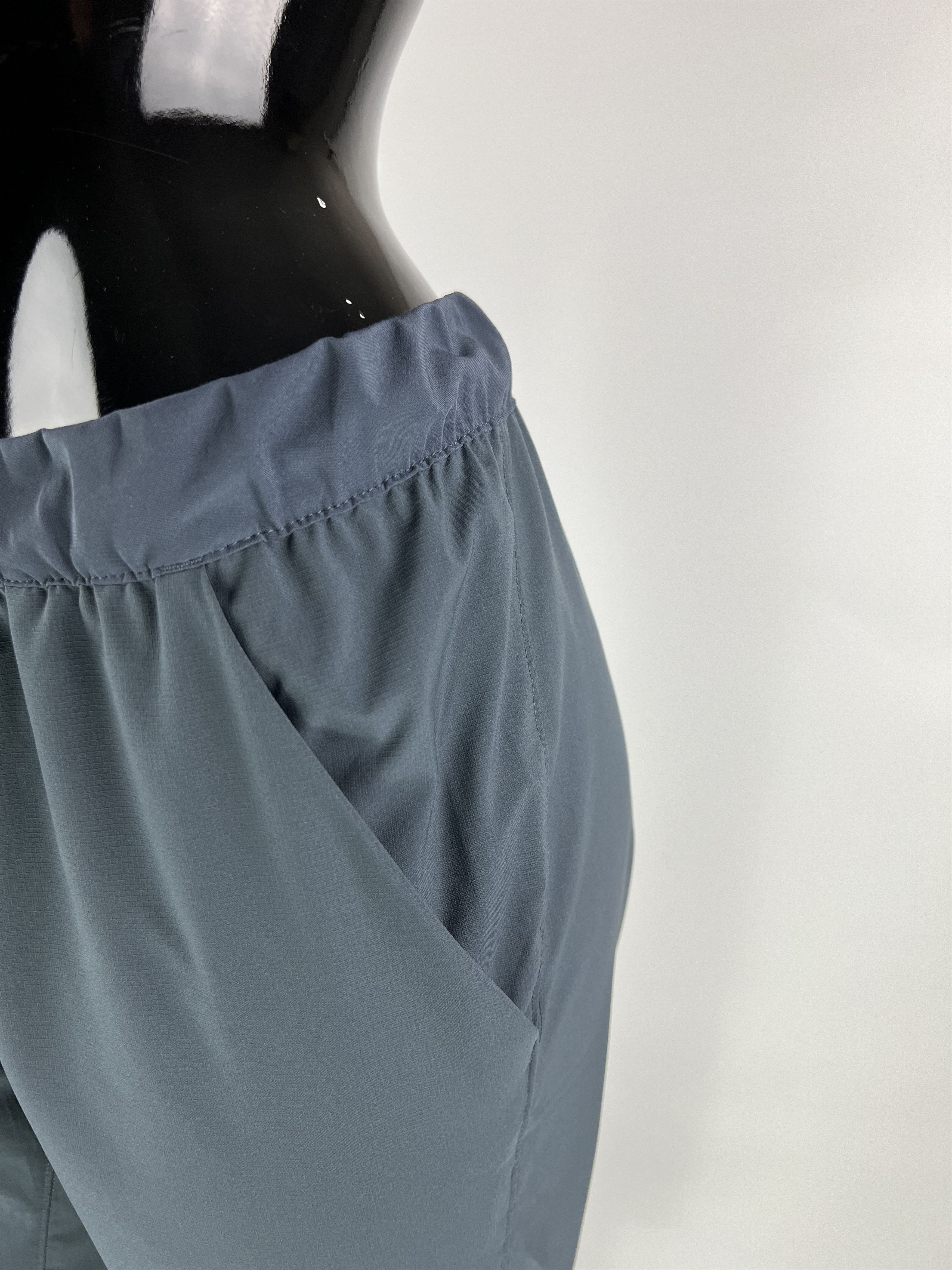 Patagonia Patagonia Women's Gray Lightweight Pants Jogger Size S Size 27" / US 4 / IT 40 - 8 Thumbnail