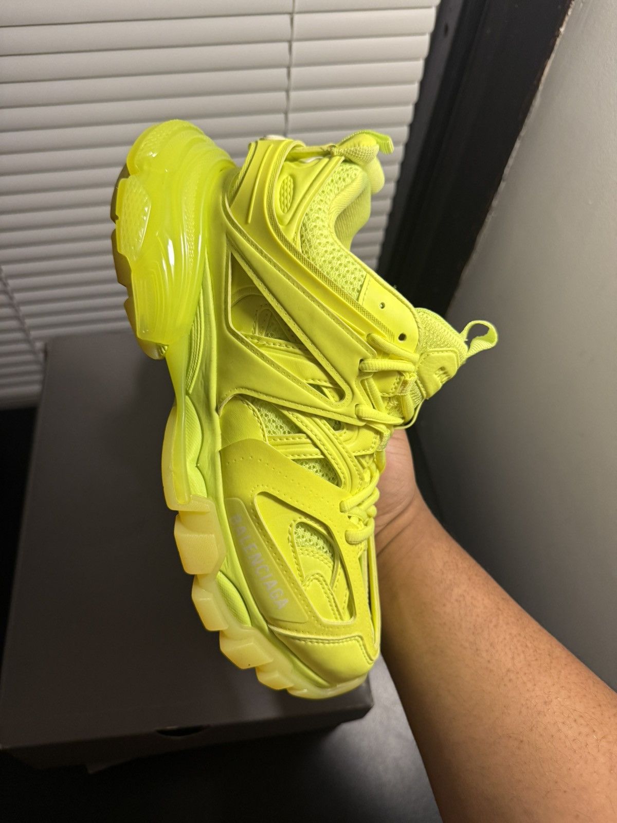 Balenciaga Balenciaga Track Neon Yellow Low Top Sneaker 7 US / 40 EU Size US 7 / EU 40 - 9 Thumbnail