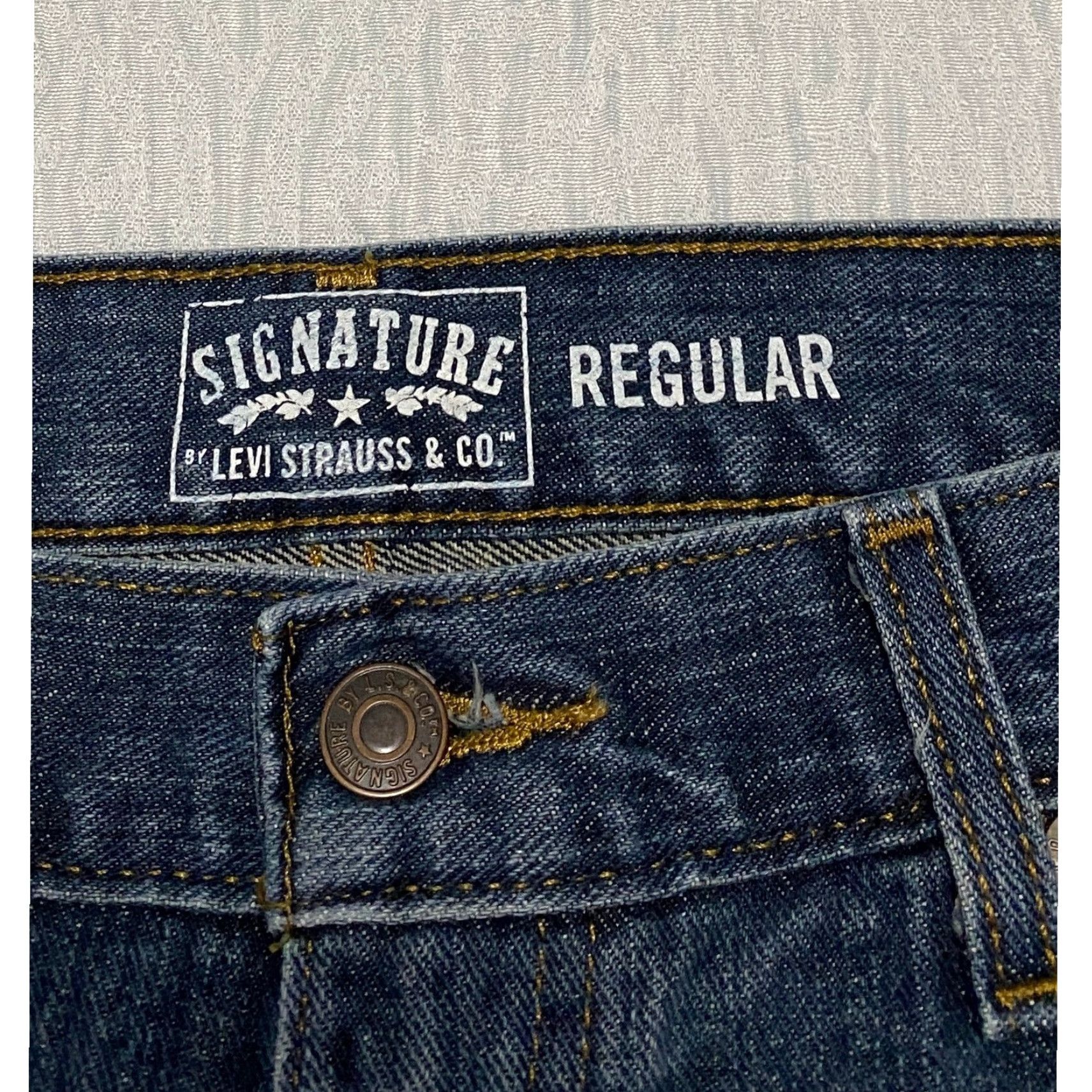 CO Signature Levi Strauss & Co Mens Jeans Regular Fit Blue Size 36x30 Size US 36 / EU 52 - 4 Thumbnail