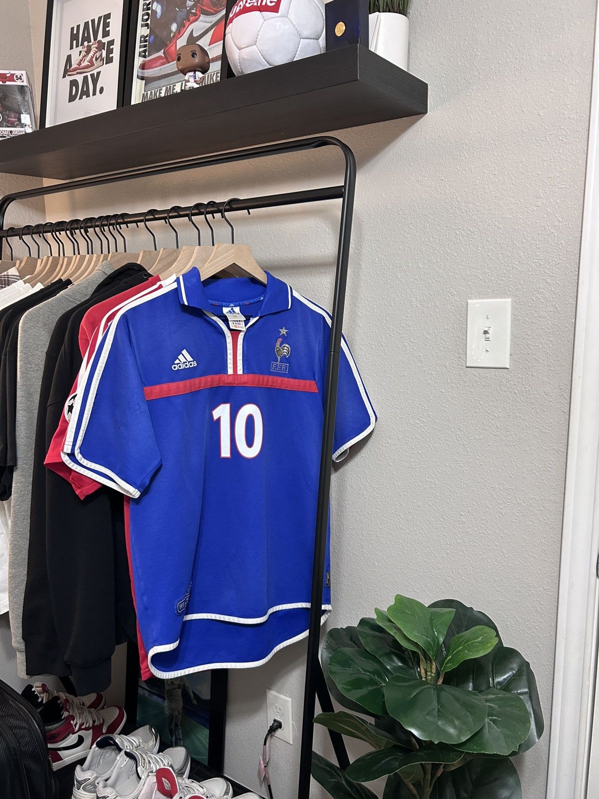 Adidas Adidas France 2000-02 Home Jersey Size US M / EU 48-50 / 2 - 1 Thumbnail