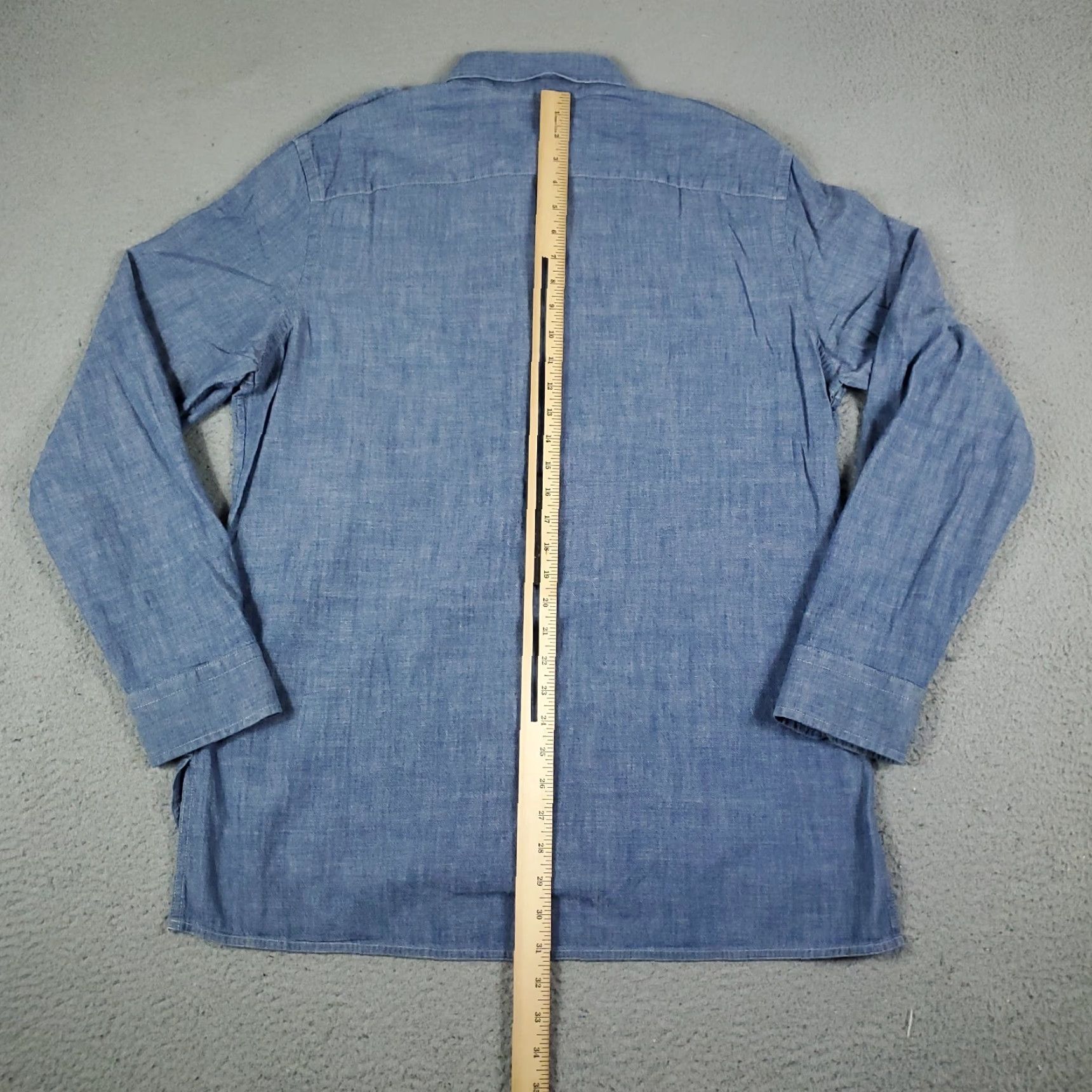 Banana Republic Banana Republic Shirt Mens 16.5 Blue Button-Up Long Sleeve Cotton Casual Formal Workwear Modern Mens Size US L / EU 52-54 / 3 - 3 Thumbnail