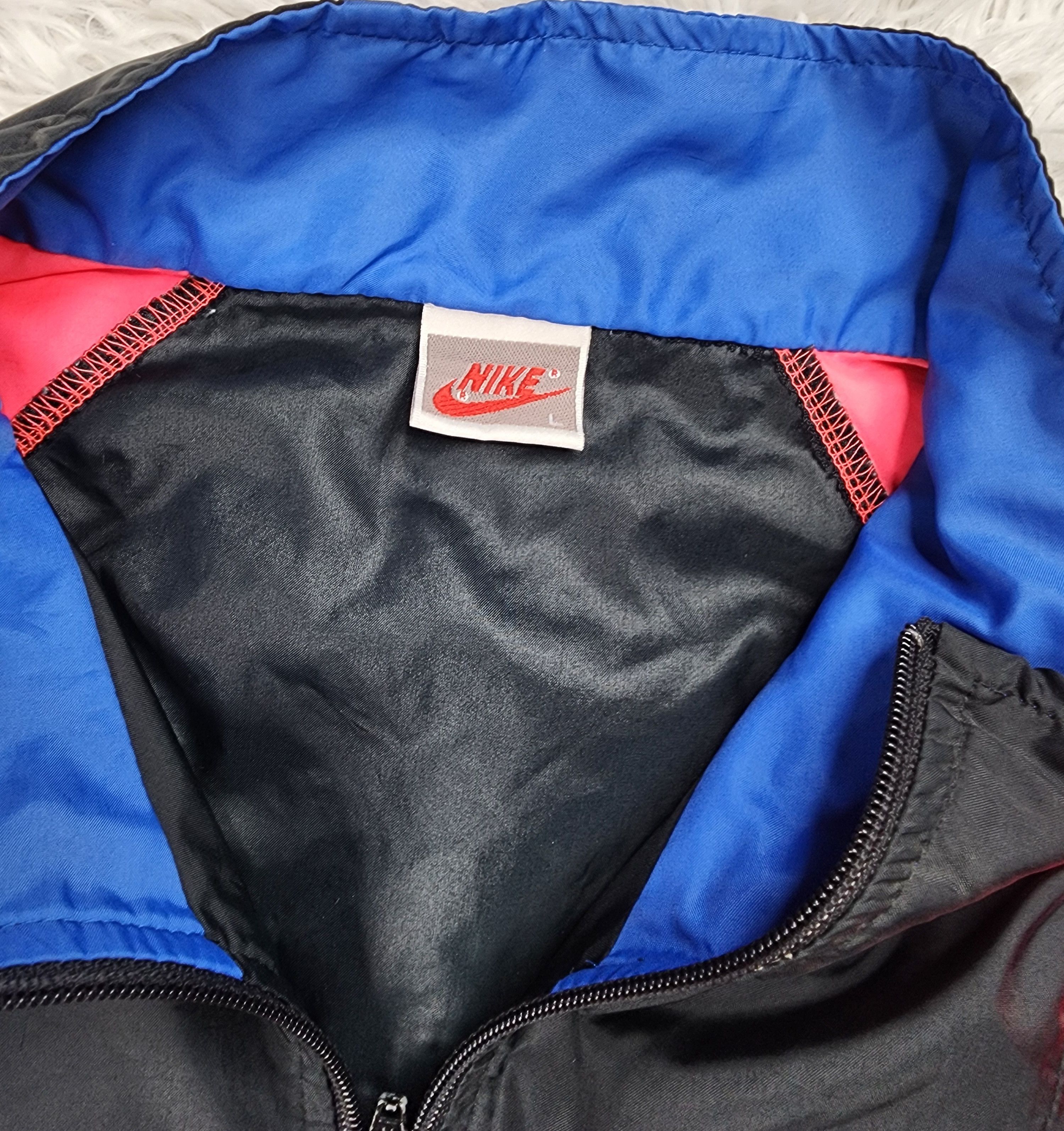 Nike Vintage Nike 1/2 zipper windbreaker jacket Size US L / EU 52-54 / 3 - 5 Thumbnail