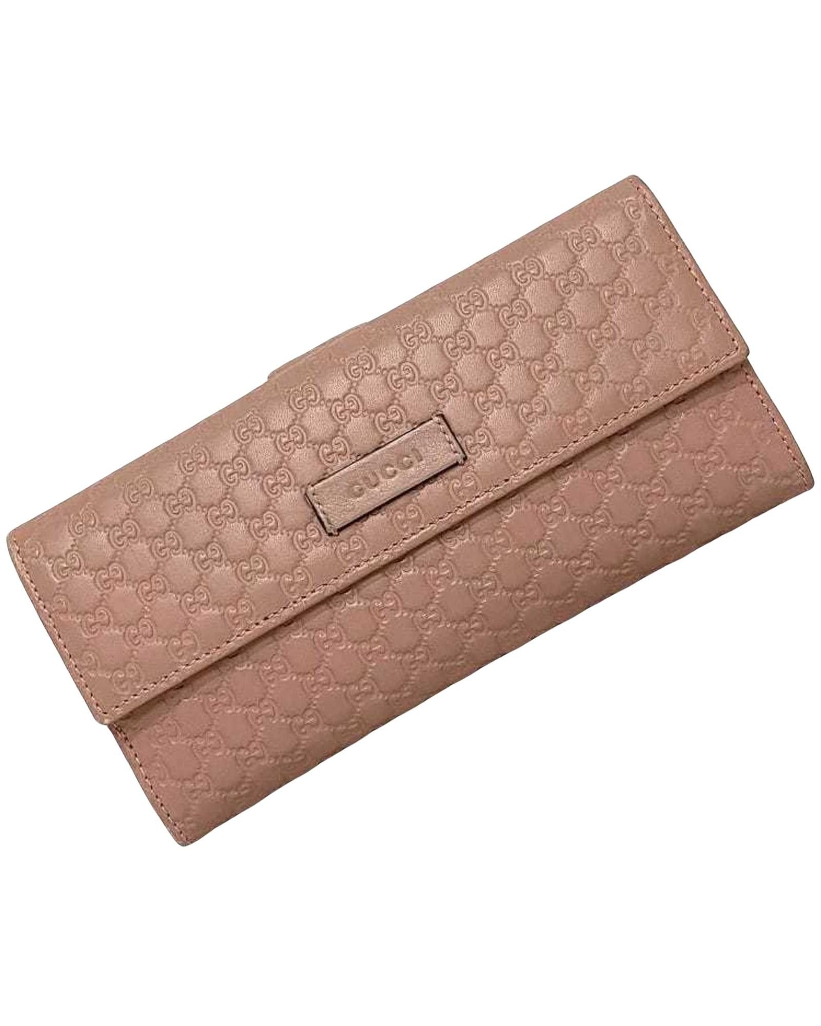 image of Gucci Sophisticated Leather Bi-Fold Wallet in Pink, Women's