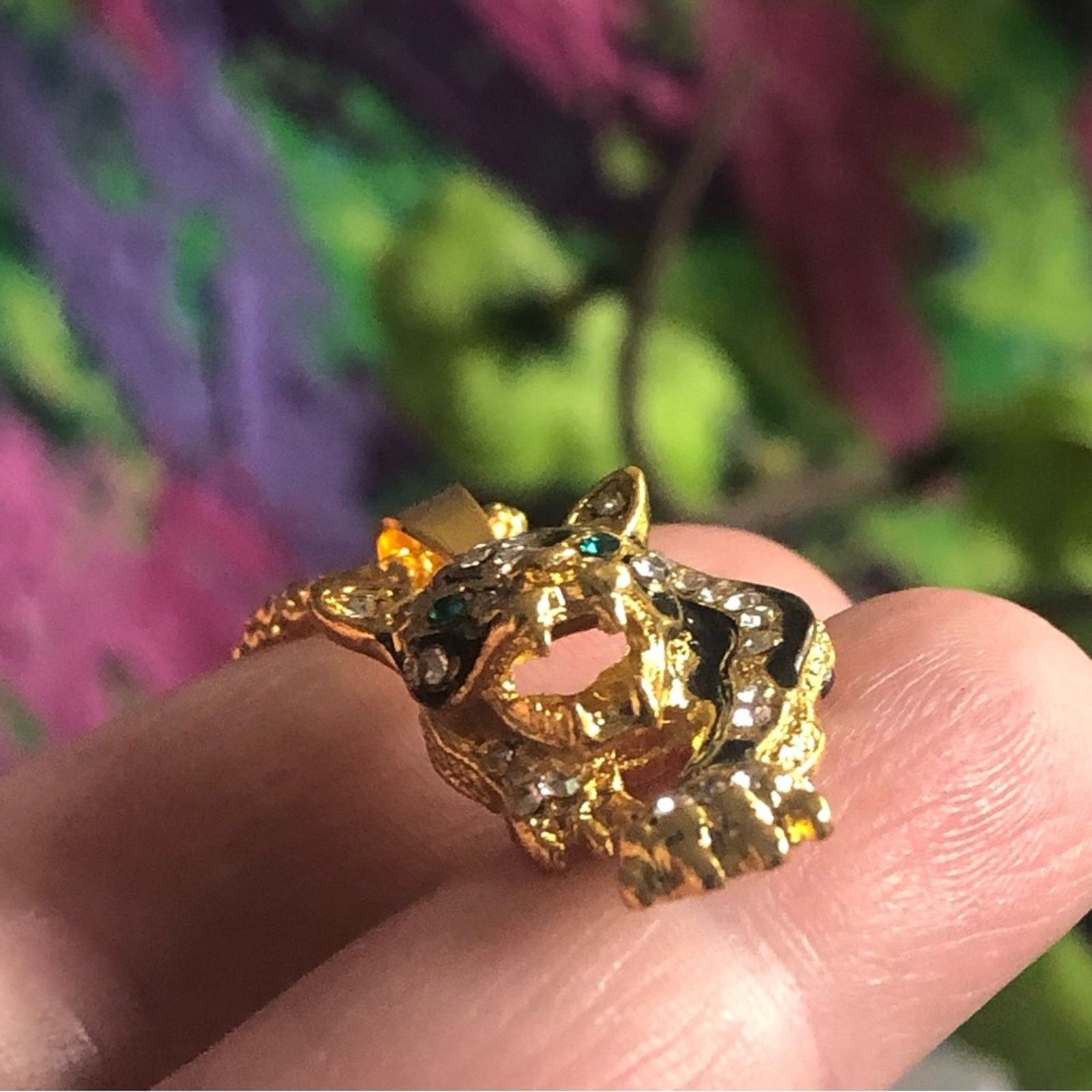 Jewelry Growling tiger gold emerald eye pendant necklace Size ONE SIZE - 4 Thumbnail