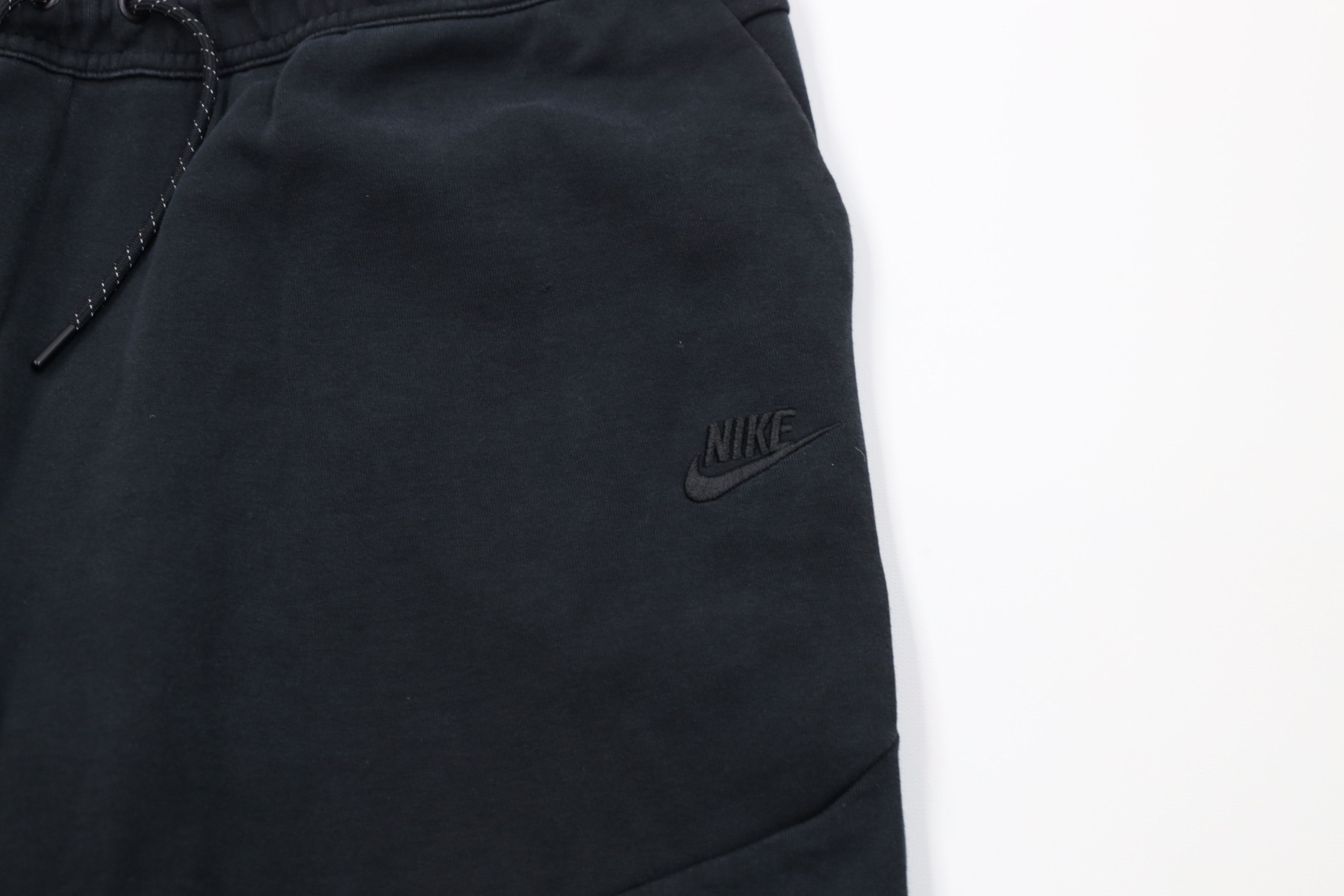 Nike Nike Tech Fleece Spell Out Cuffed Sweatpants Joggers Black Size US 40 / EU 56 - 6 Thumbnail
