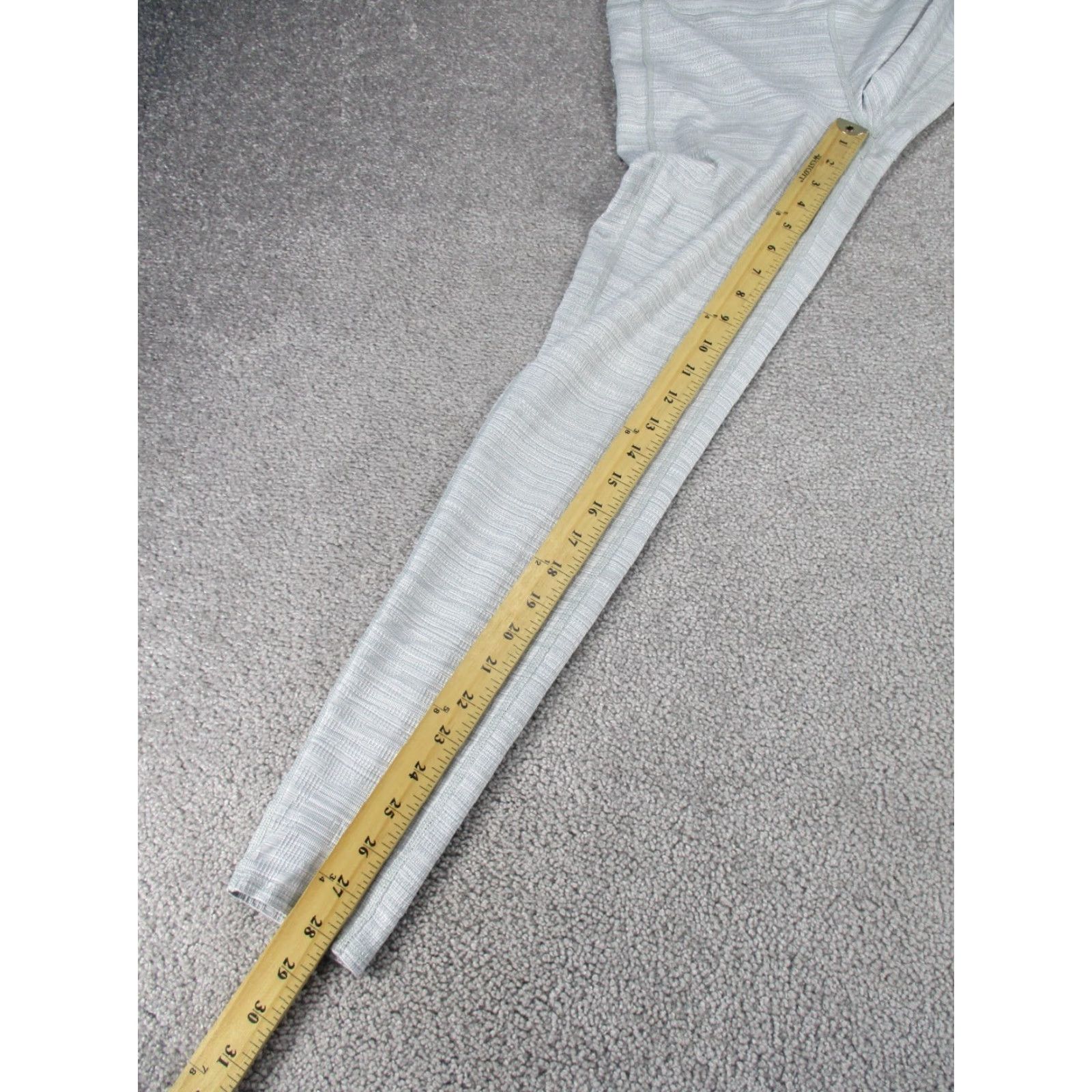 Athleta Athleta Leggings Womens M Gray Jacquard Athletic Activewear. Size 32" / US 10 / IT 46 - 3 Thumbnail