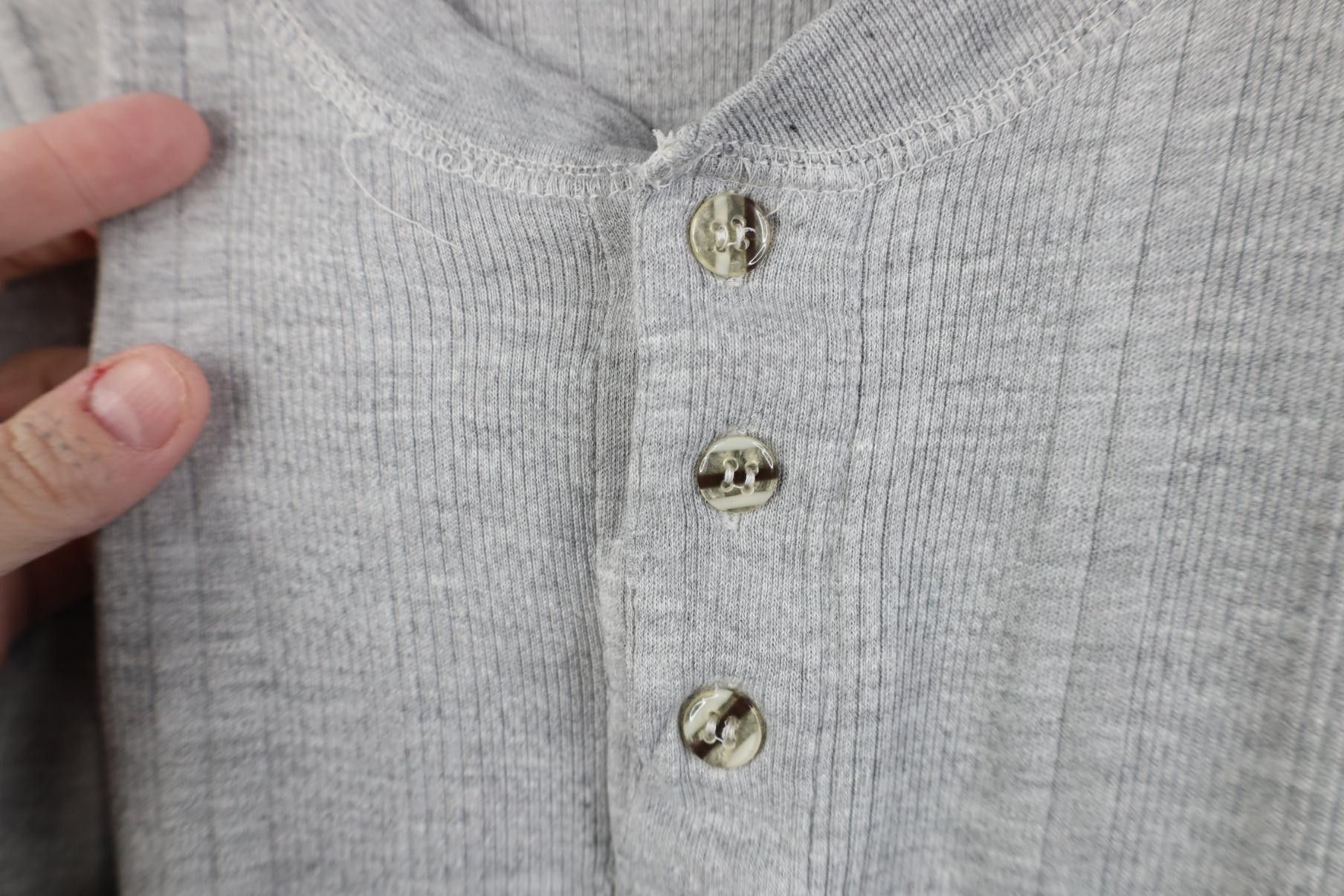 Vintage Vintage 90s Streetwear Ribbed Knit Henley T-Shirt Gray Size US M / EU 48-50 / 2 - 5 Thumbnail