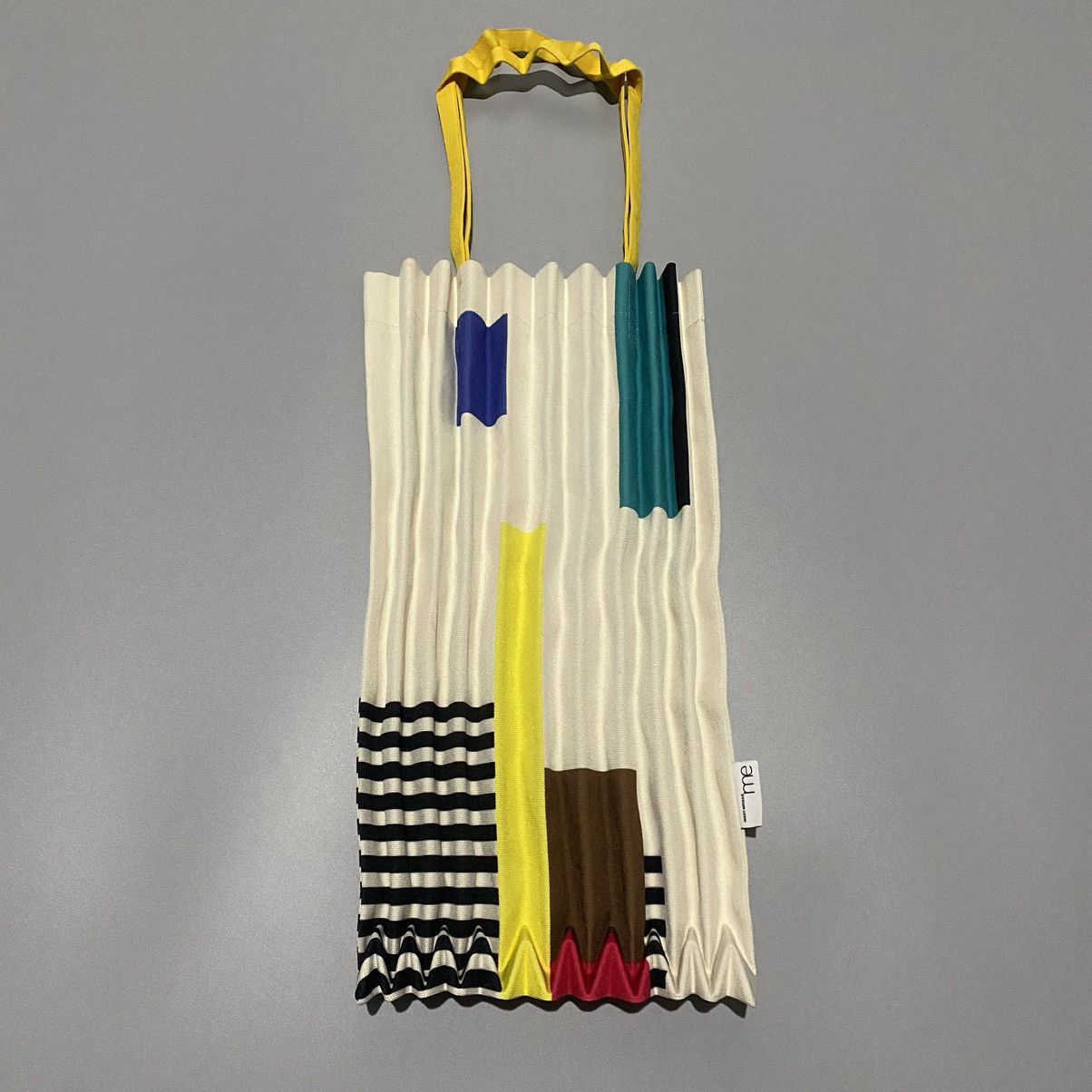 Issey Miyake Issey Miyake Me - Limited Edition 20th Anniversary Square Tower 2011 Tote Bag Size ONE SIZE - 2 Thumbnail