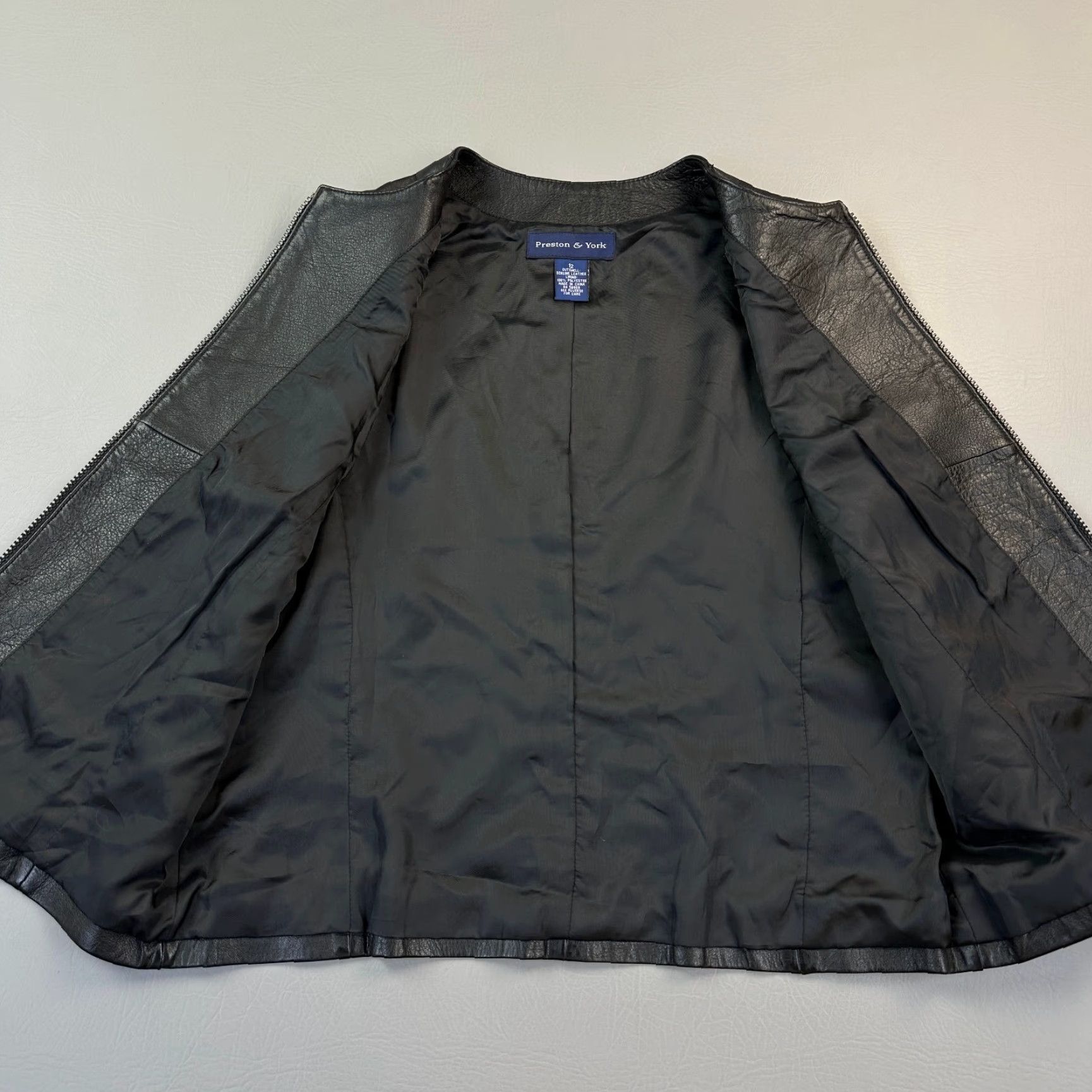 Preston & York VINTAGE Preston & York Vest Women's 12 Black Leather Full Zip Minimalist Casual Size XL / US 12-14 / IT 48-50 - 2 Thumbnail