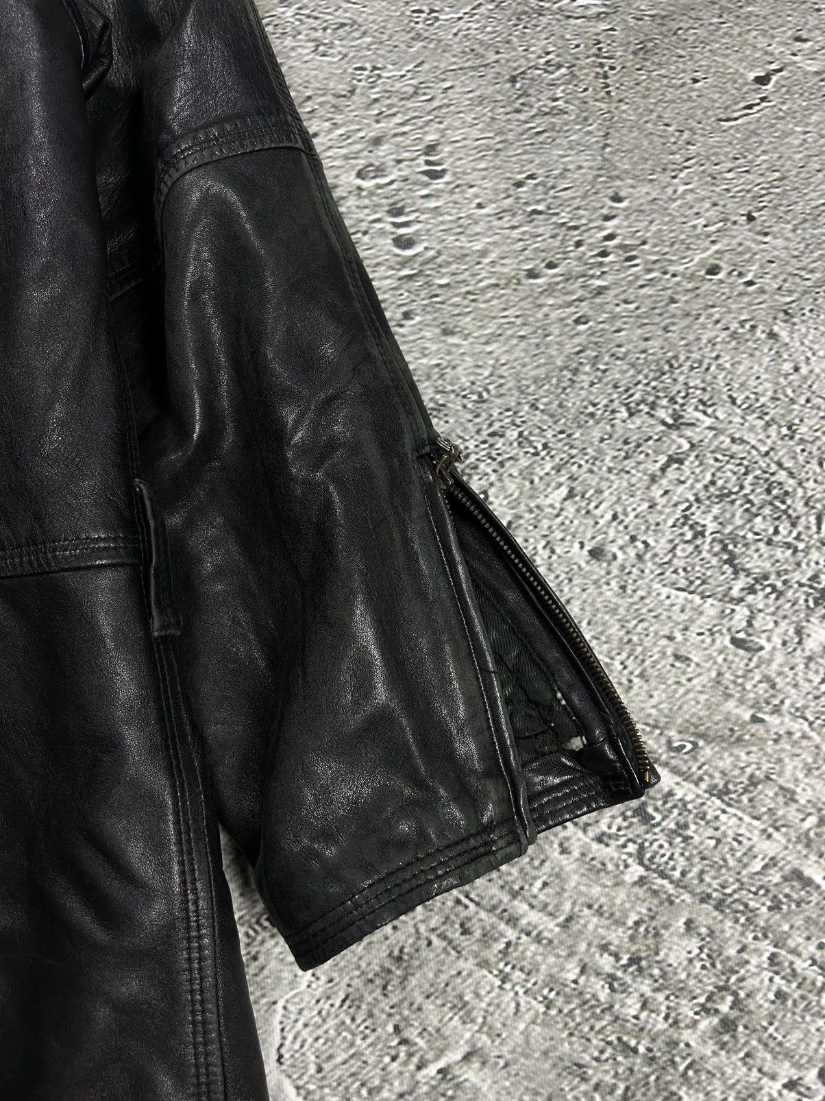 Versace Versace V2 leather coat jacket sherpa black 90s Size US XL / EU 56 / 4 - 16 Thumbnail