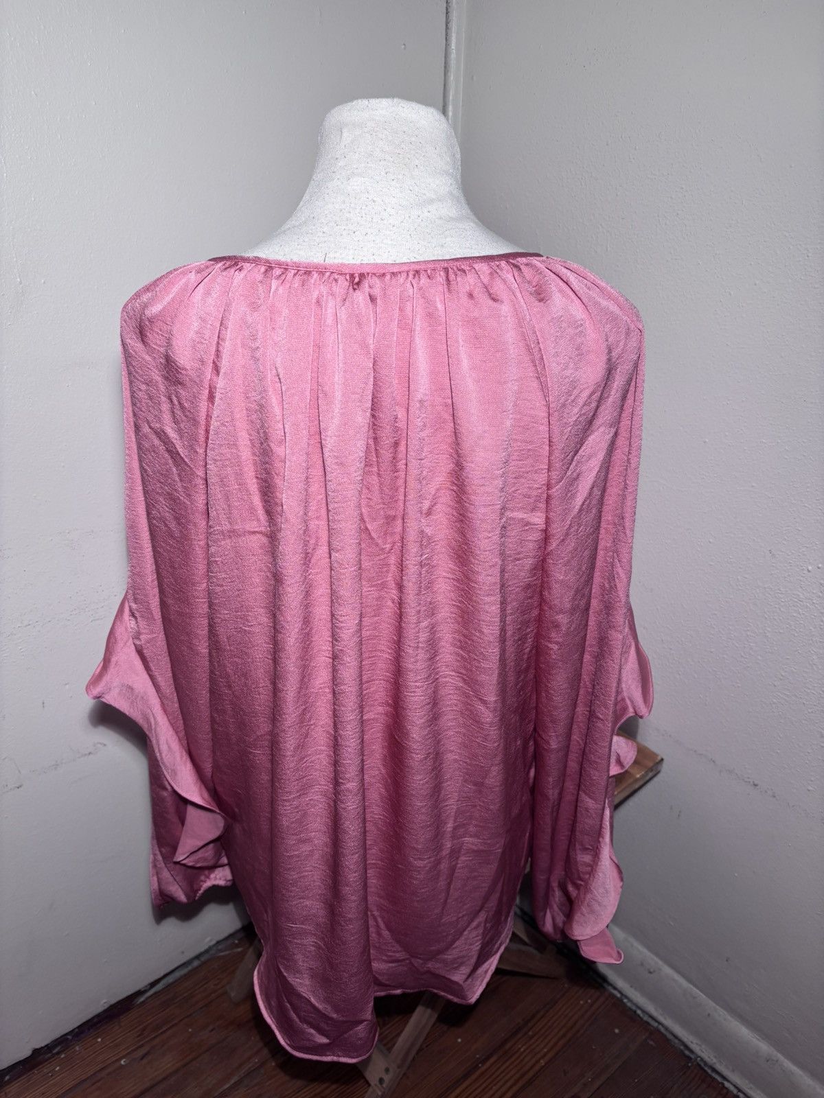 Chaps Chaps Satin Ruffle Sleeve Blouse Size L / US 10 / IT 46 - 4 Thumbnail