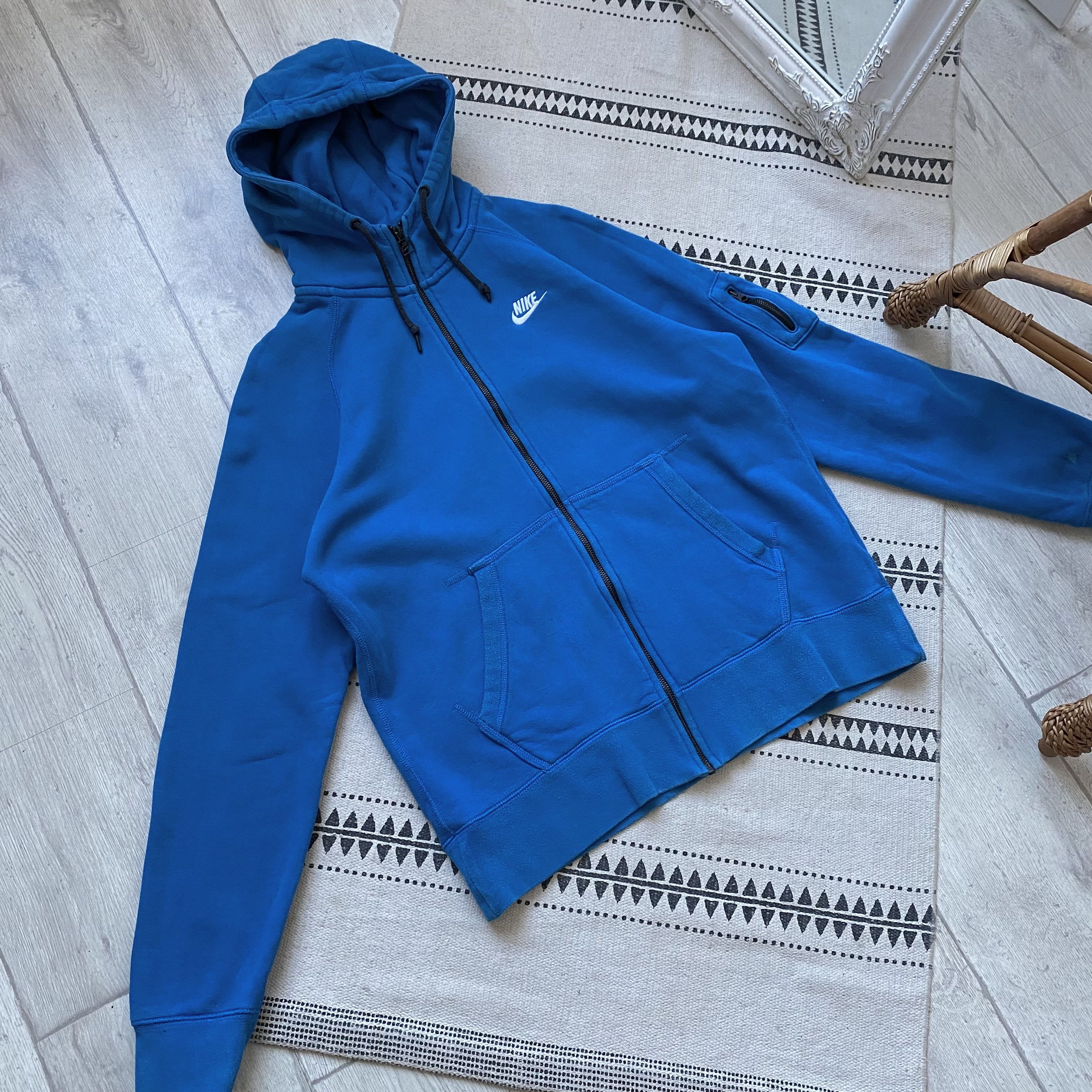Nike 💙 Y2K Nike Zip up Hoodie spell out tech fleece style Size US L / EU 52-54 / 3 - 8 Thumbnail