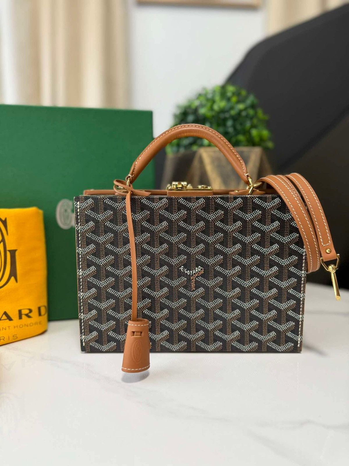 Goyard Goyard Trunk Size ONE SIZE - 1 Thumbnail