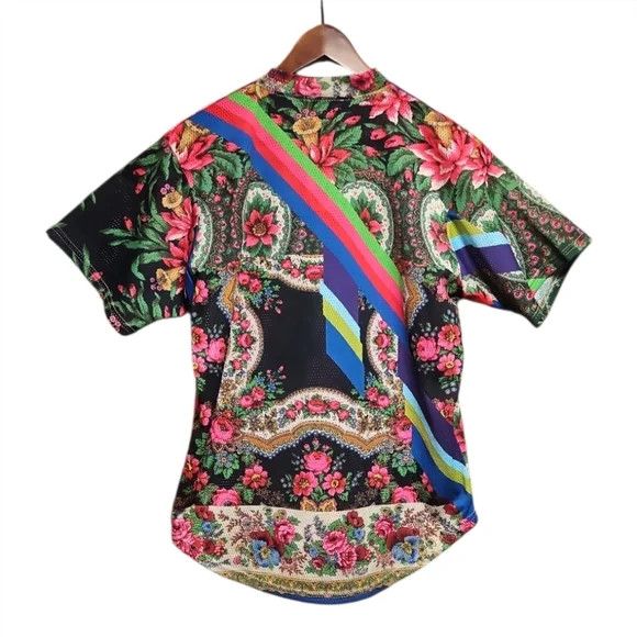 Pierre-Louis Mascia Pierre-Louis Mascia Floral Stripe Mesh Henley (S) Size US S / EU 44-46 / 1 - 3 Thumbnail