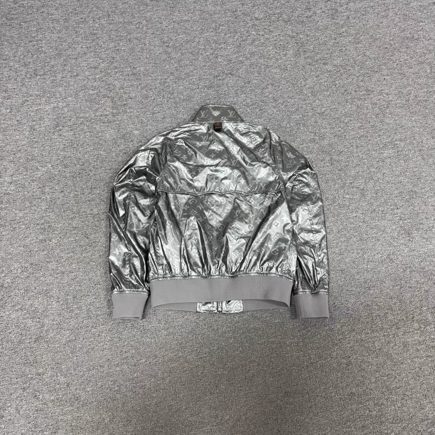 Louis Vuitton LV metallic silver allover logo jkt 36 new tags Size US S / EU 44-46 / 1 - 2 Thumbnail