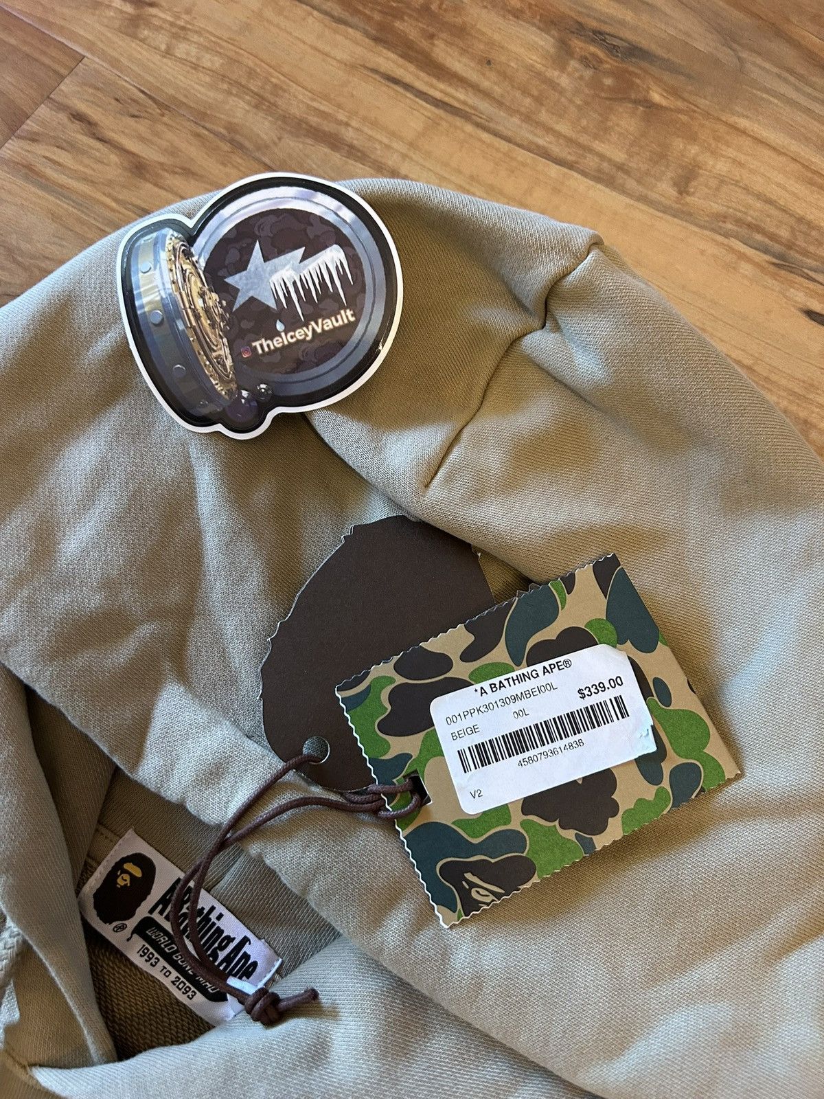 Bape NEW Bape Beige One Point Ape Face Pullover Hoodie Size US L / EU 52-54 / 3 - 4 Thumbnail