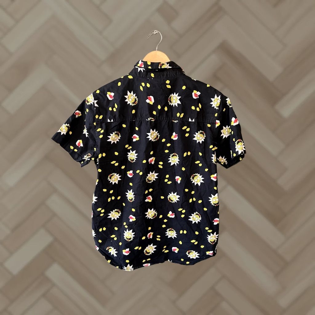 Vintage Rick and Morty Mens Black Short Sleeve Graphic T-shirt Size M Size US M / EU 48-50 / 2 - 1 Thumbnail
