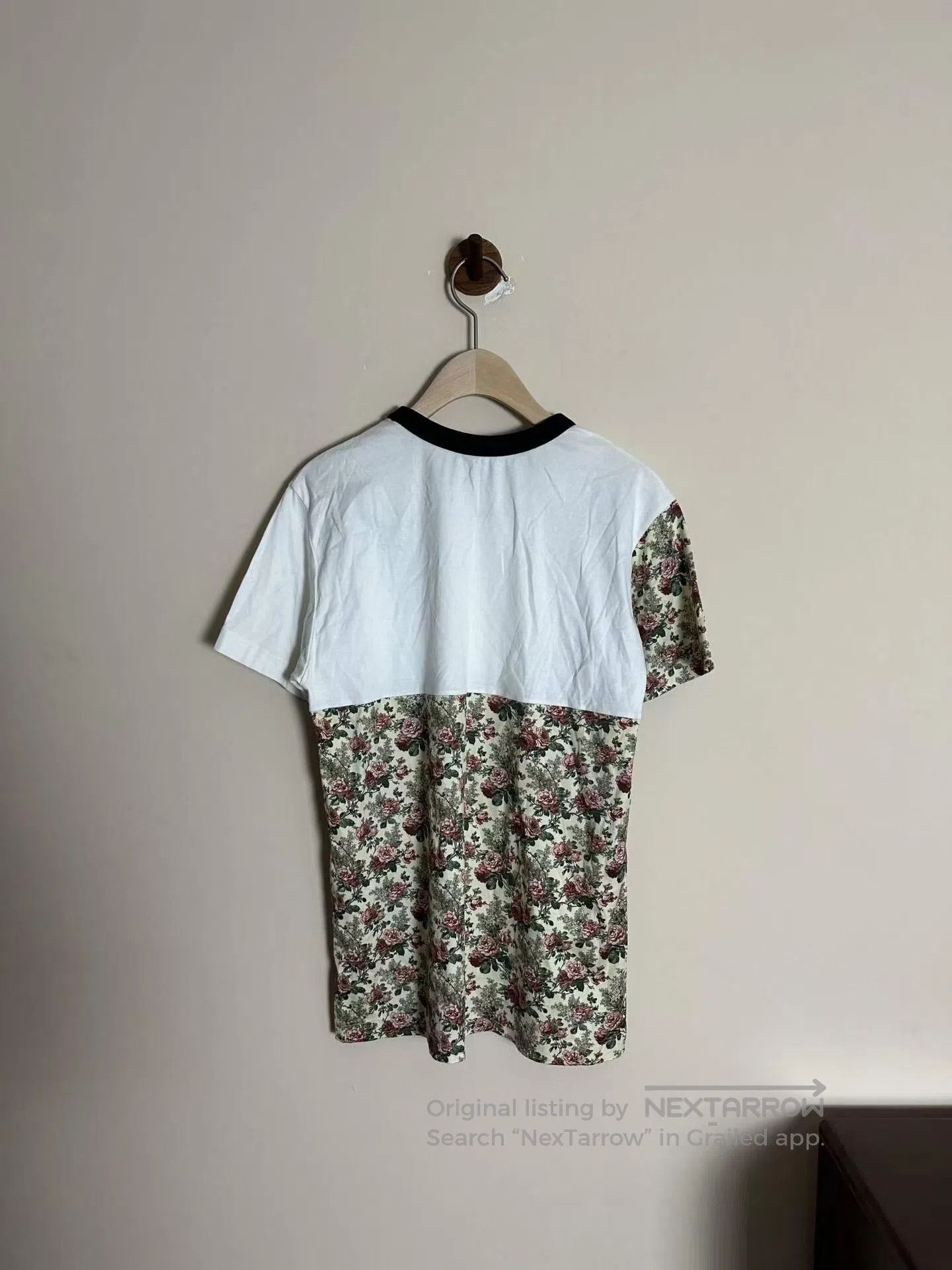 Louis Vuitton Louis Vuitton Short-sleeve shirt with floral patchwork| Size US S / EU 44-46 / 1 - 2 Thumbnail