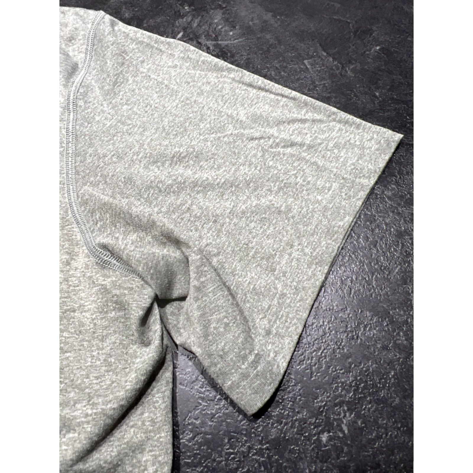 Nike Nike Dri-FIT Shirt Mens Medium Gray Graphic Print Athletic Outdoor Casual Size US M / EU 48-50 / 2 - 2 Thumbnail