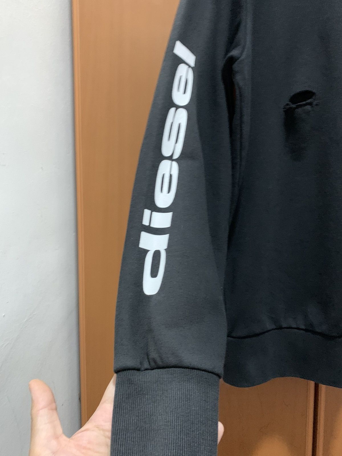Diesel Vintage Diesel y2k Faded Distressed sweatshirt Size US M / EU 48-50 / 2 - 6 Thumbnail