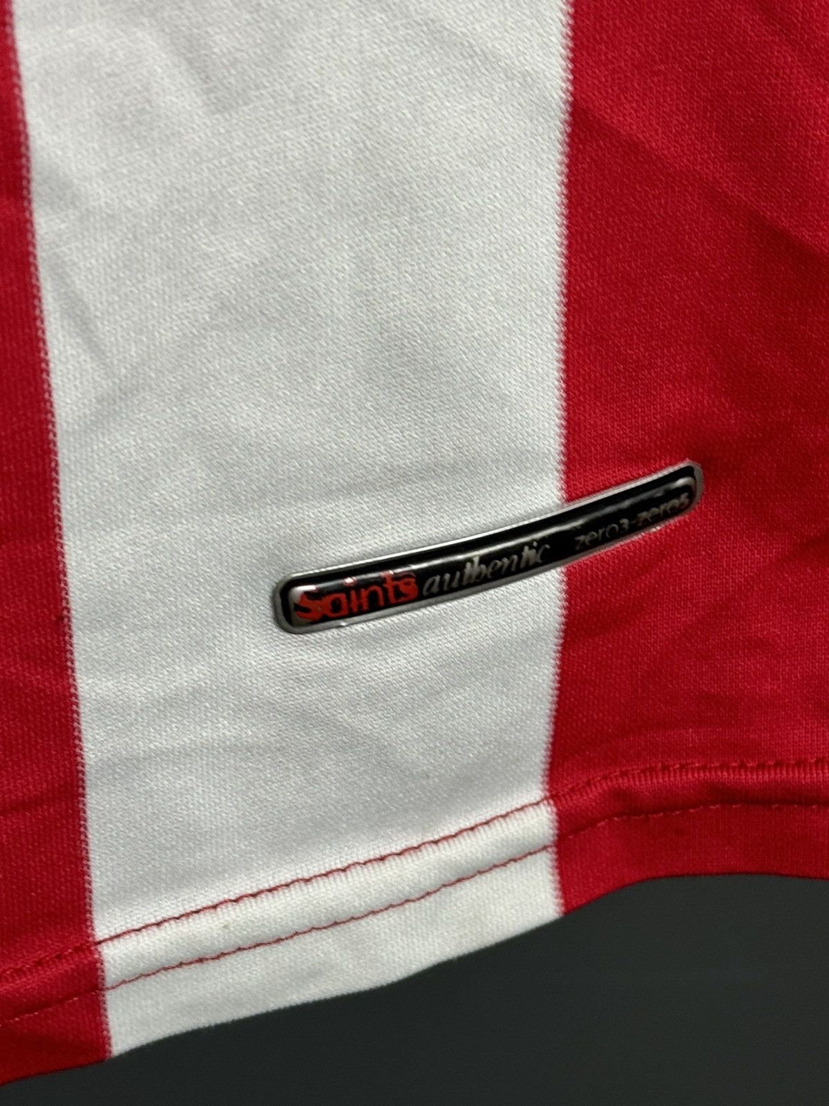 Other Southampton 03/05 Home Football Jersey Size US M / EU 48-50 / 2 - 4 Thumbnail