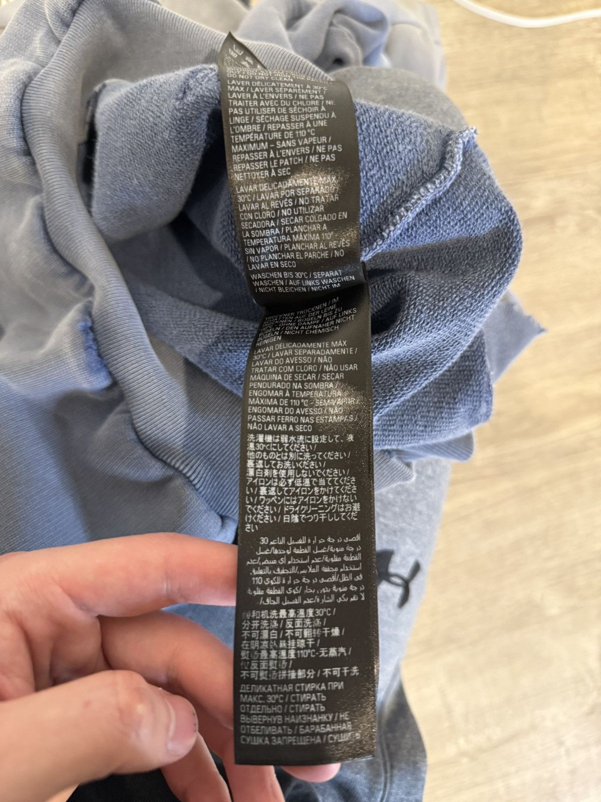 Balenciaga Balenciaga 23FW “Be Kind” Hoodie S Size US S / EU 44-46 / 1 - 14 Thumbnail