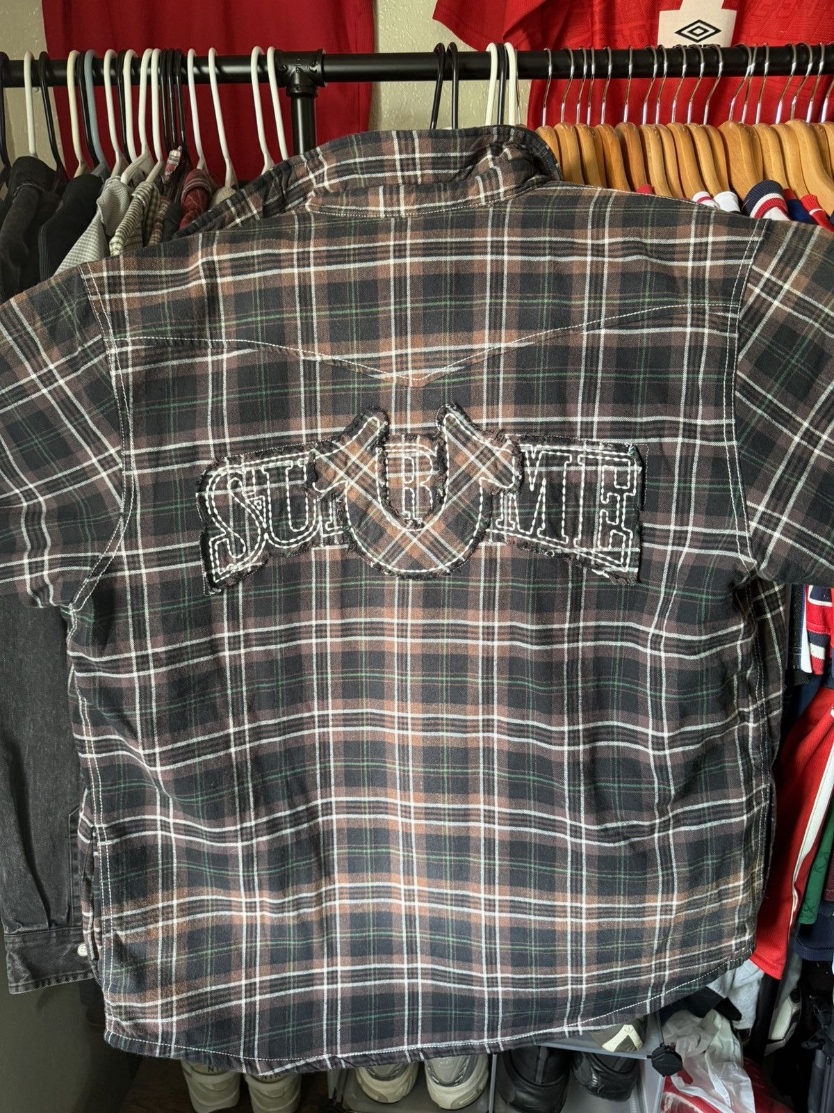 SUPREME/TRUE RELIGION QUILTED LINED PLAID FLANNEL SHIRT