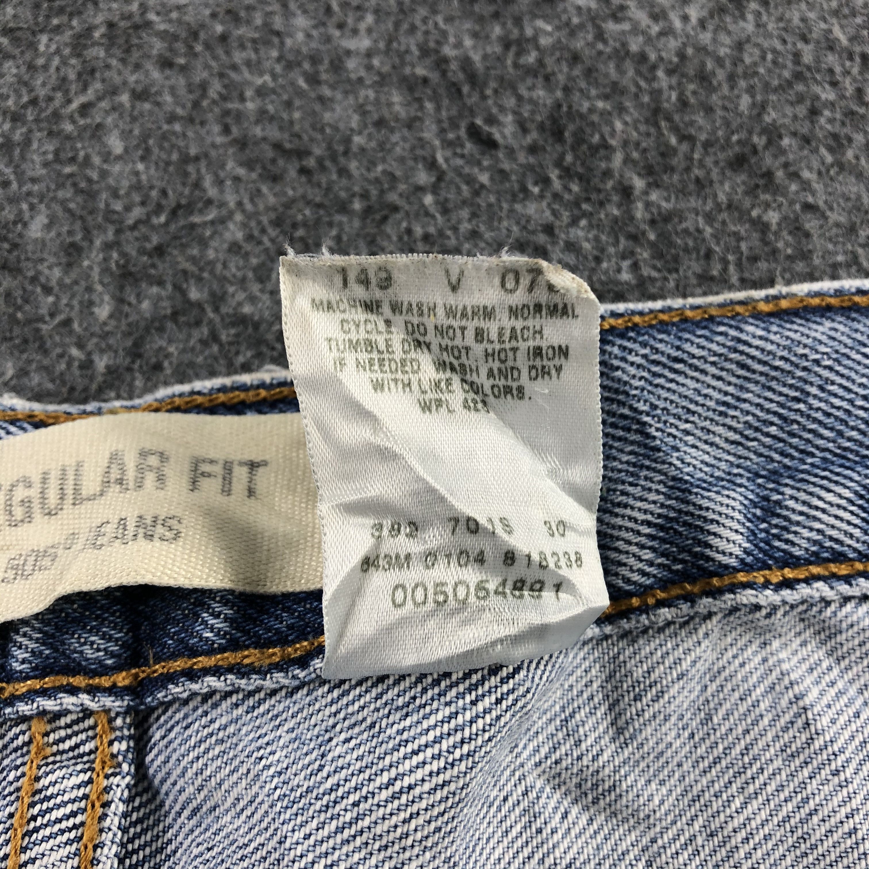 Levi's Vintage Blue Wash Levis 501 Jeans-J2324 Size US 35 - 18 Thumbnail
