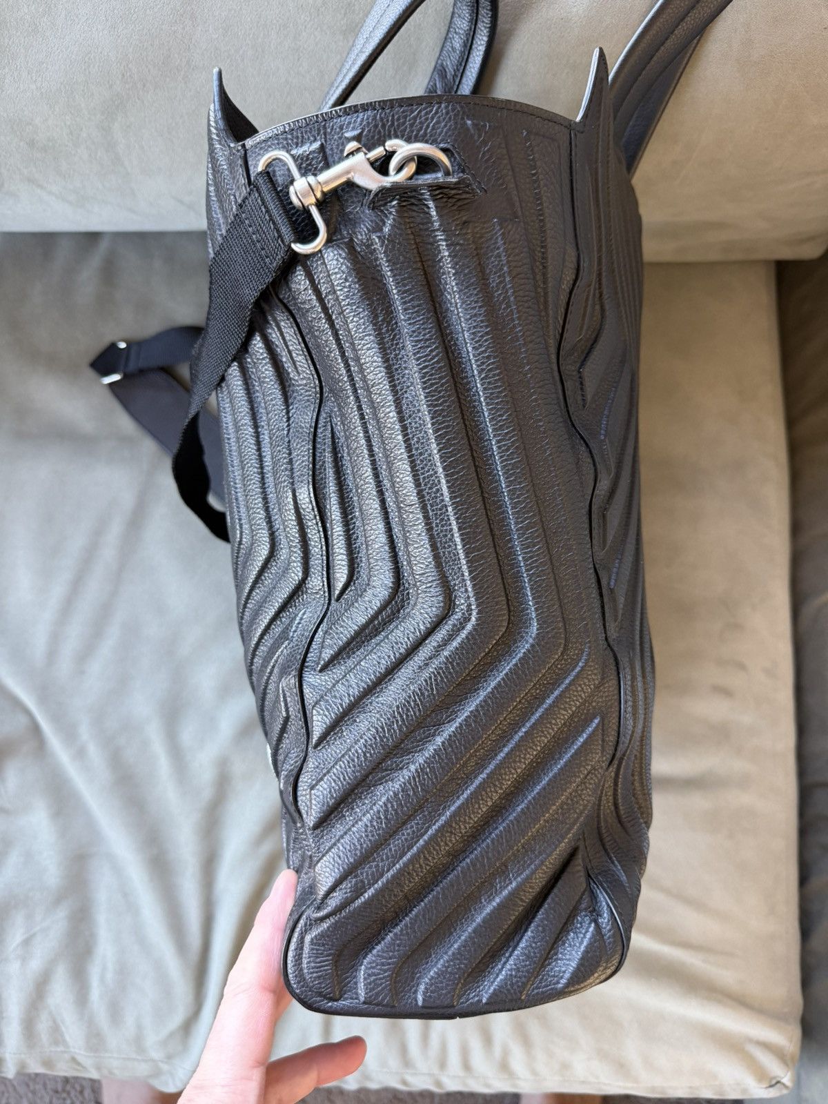 Balenciaga Balenciaga leather Car Sling/tote bag RARE with dust bag Size ONE SIZE - 6 Thumbnail