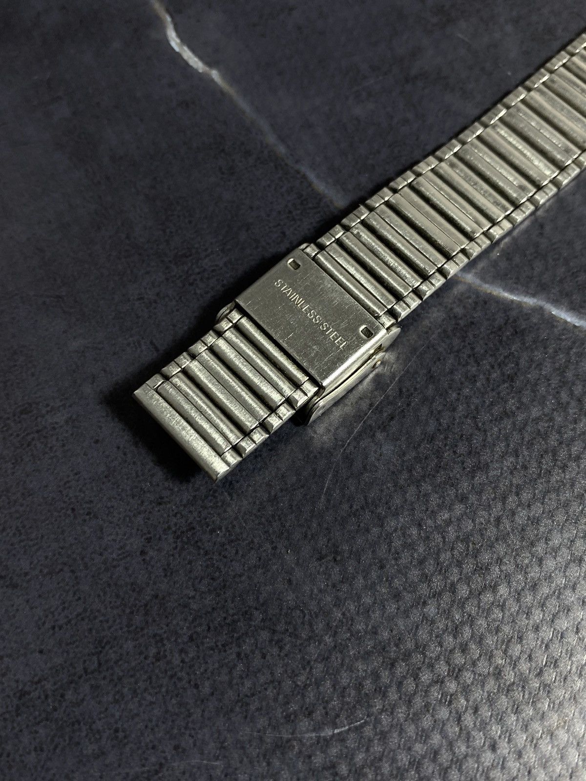 Vintage Retro Philip Persio Vintage Quartz Watch Japanese Brand Size ONE SIZE - 14 Thumbnail