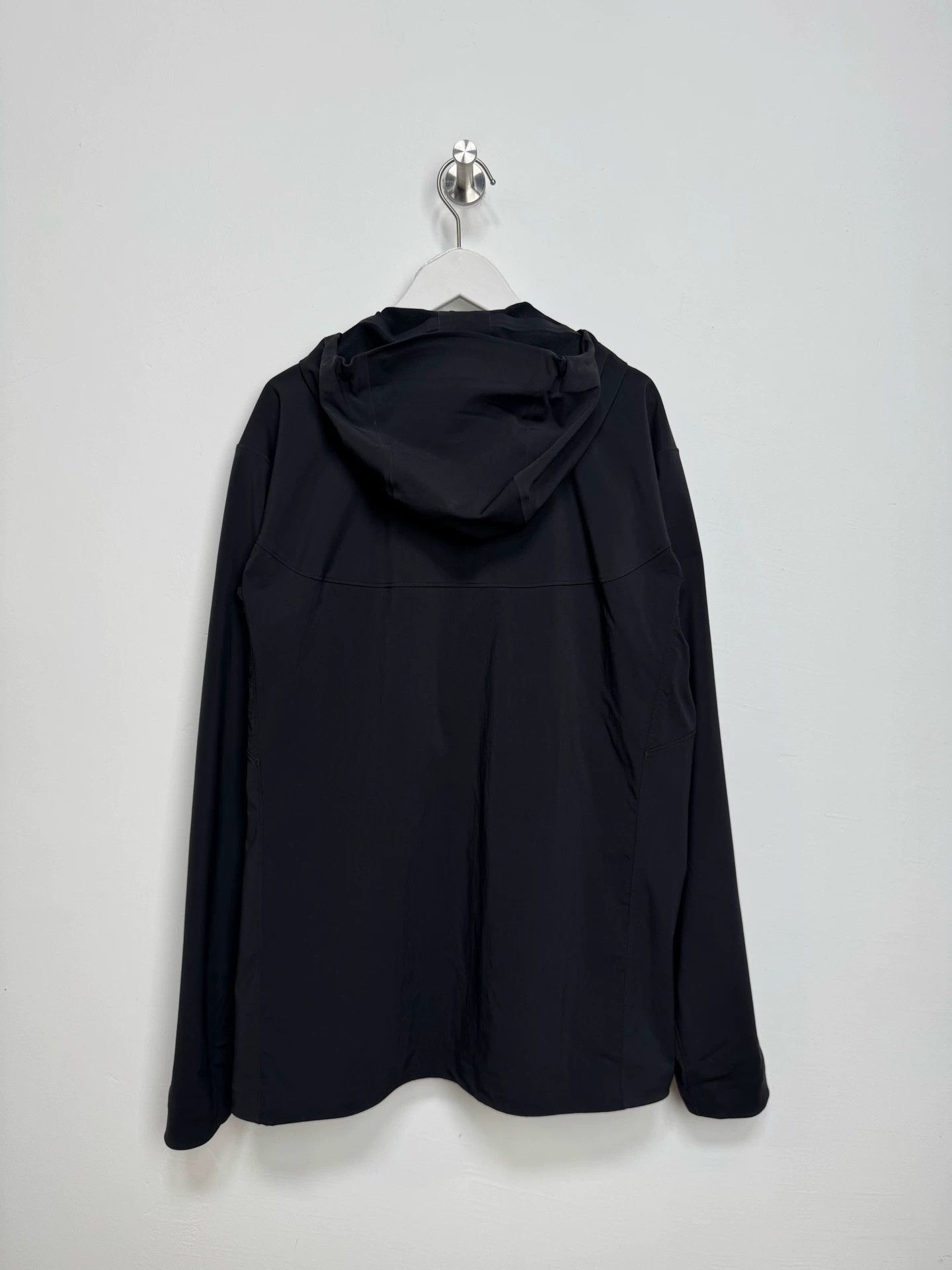 Arc'teryx Arc'teryx shell jacket size M new Size US M / EU 48-50 / 2 - 2 Thumbnail