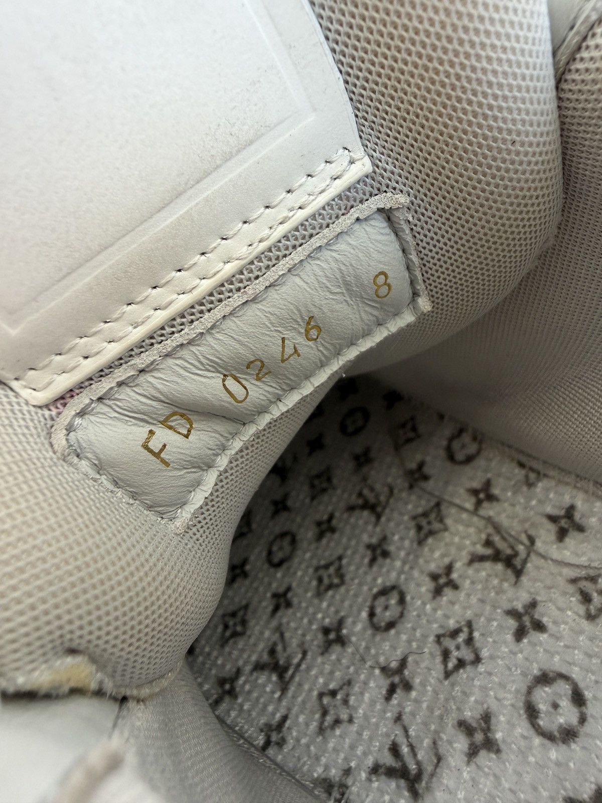 Louis Vuitton lv trainers by Virgil Abloh Size US 9 / EU 42 - 8 Thumbnail