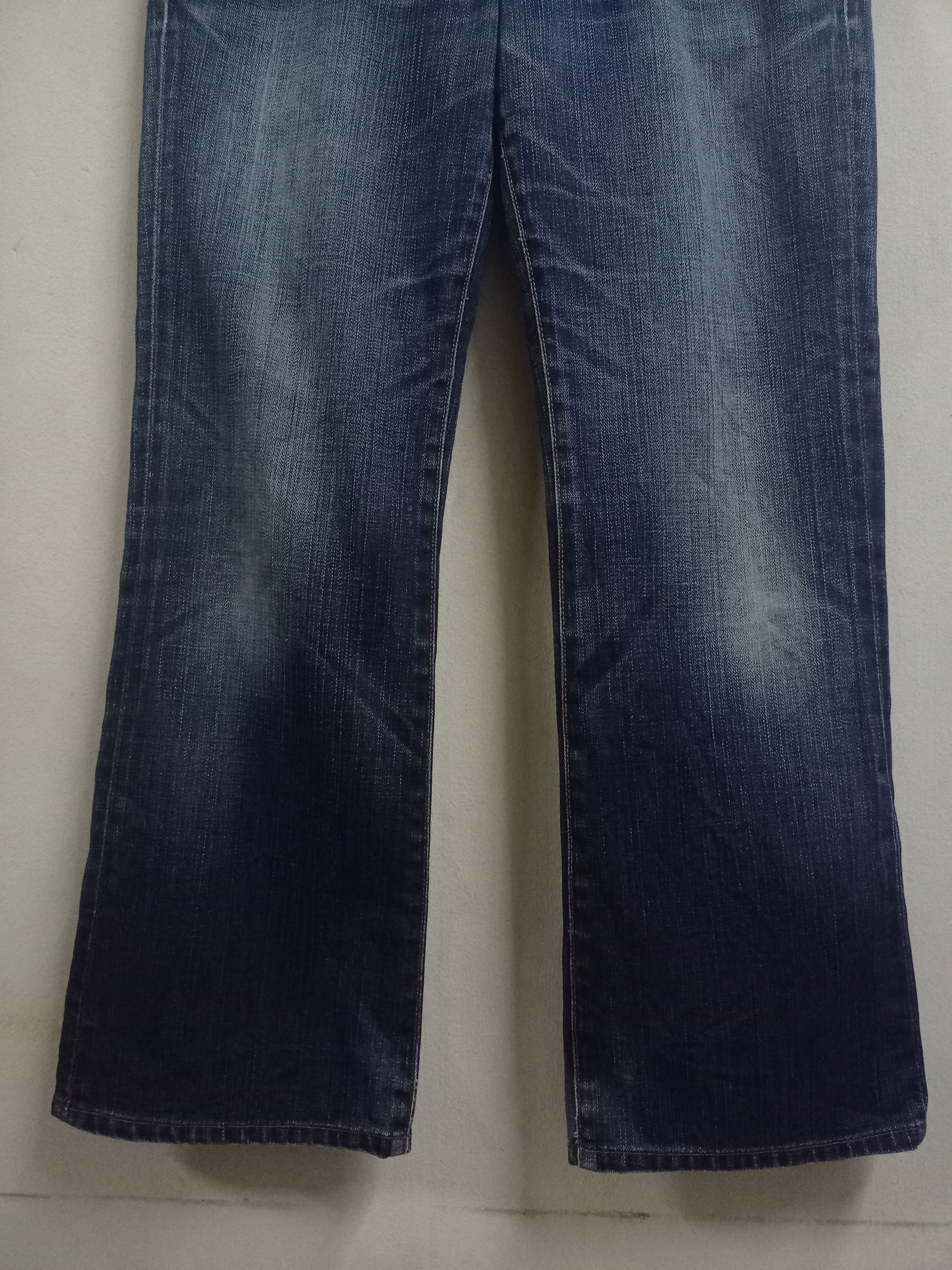 Levi's × Levi's Vintage Clothing Vintage 90s Levis 517 Japan Blue Wash Distressed Flare Jeans Size US 33 - 5 Thumbnail