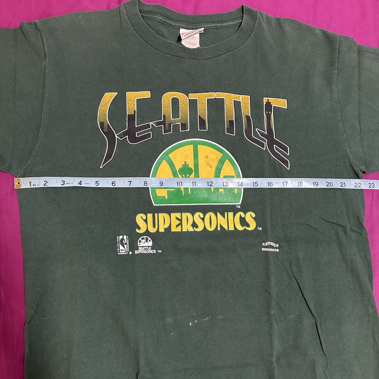 Nutmeg Vintage Seattle Sonics T Shirt XL Nutmeg Mills Supersonics Size US XL / EU 56 / 4 - 7 Thumbnail