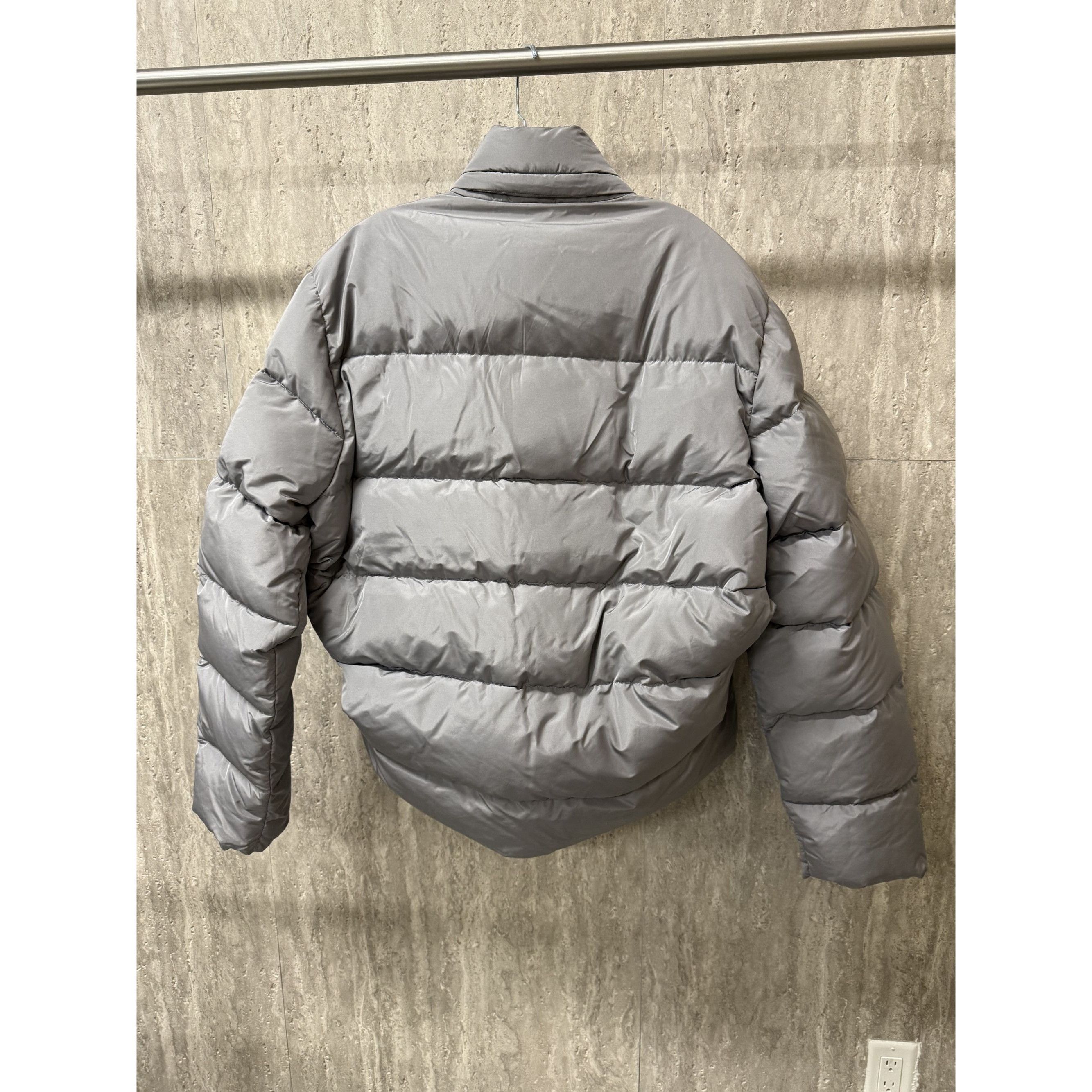 Balenciaga Balenciaga Gray Puffer Jacket With Chain Zipper Pull Polyest Size XL / US 12-14 / IT 48-50 - 2 Thumbnail