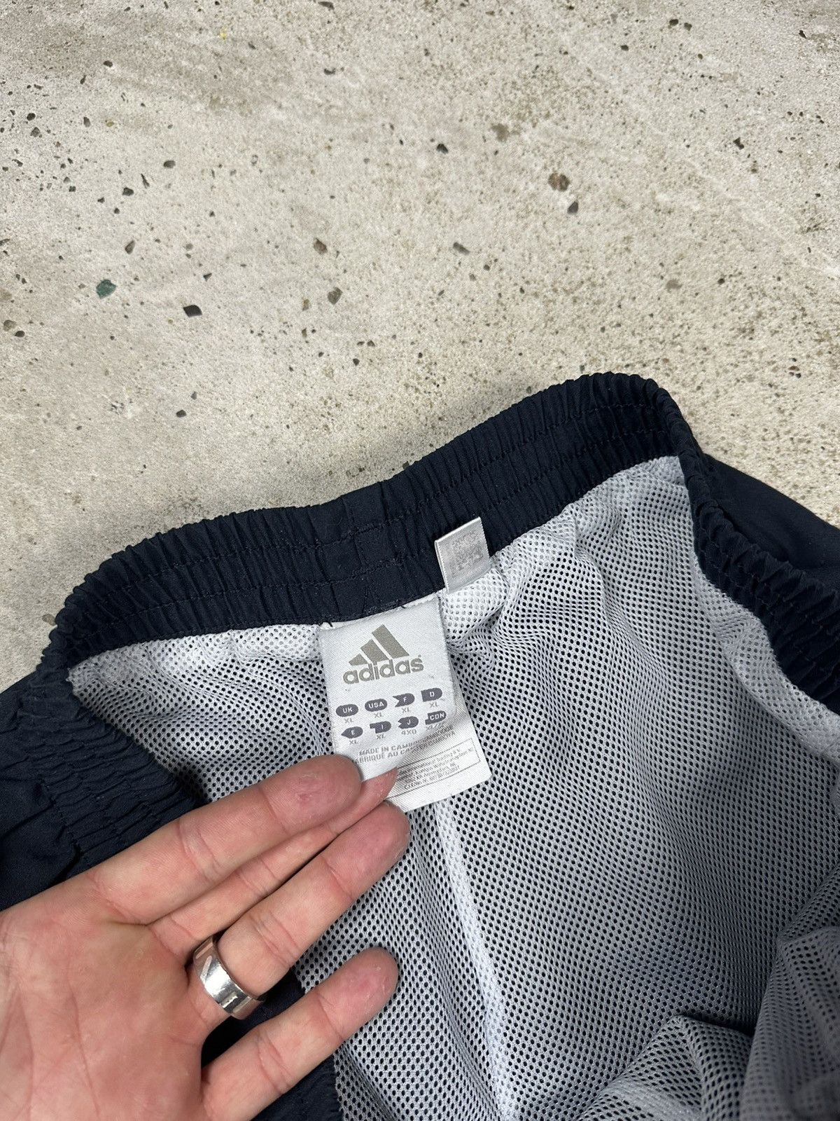 Adidas Vintage Y2K Adidas Baggy Navy Track Pants Loose Size US 36 / EU 52 - 8 Thumbnail